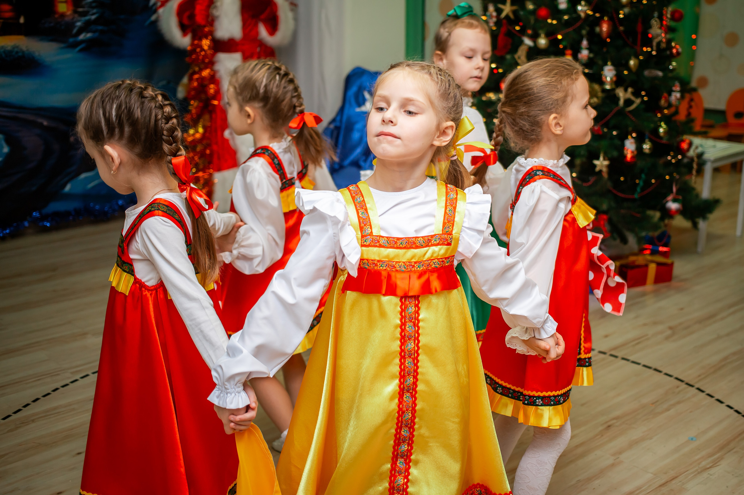 Для школ и детских садов. Фотографиня Мария Дикова