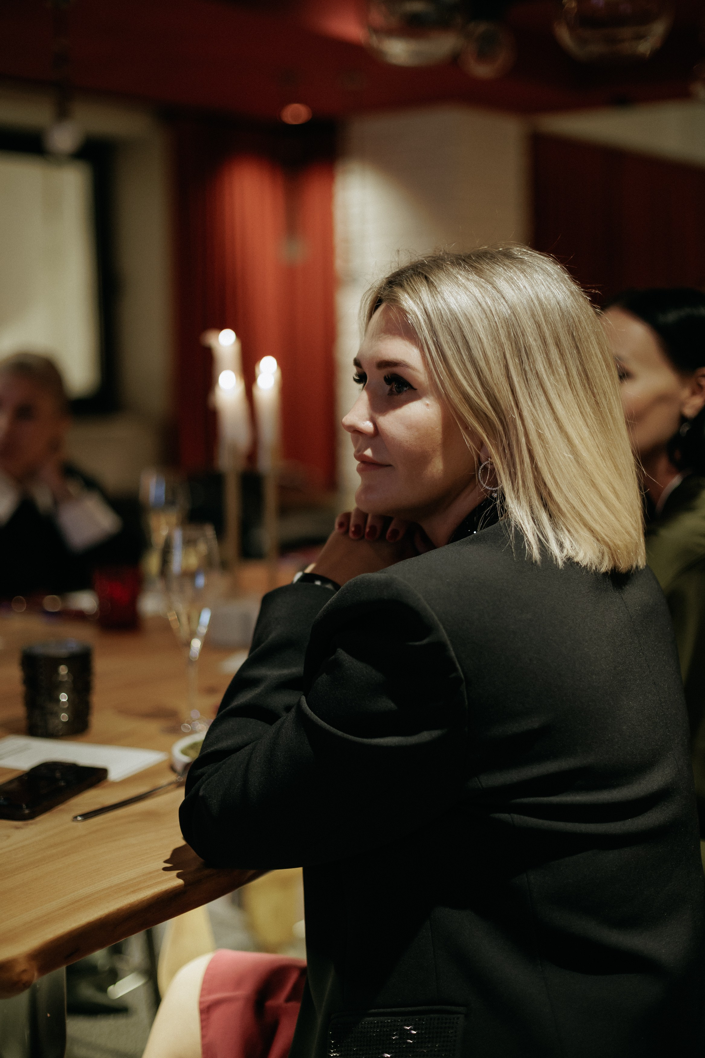 MAIN WINE x DPTRADE. СВОИ. ФОТООТЧЕТЫ-СОБЫТИЯ-МЕСТА