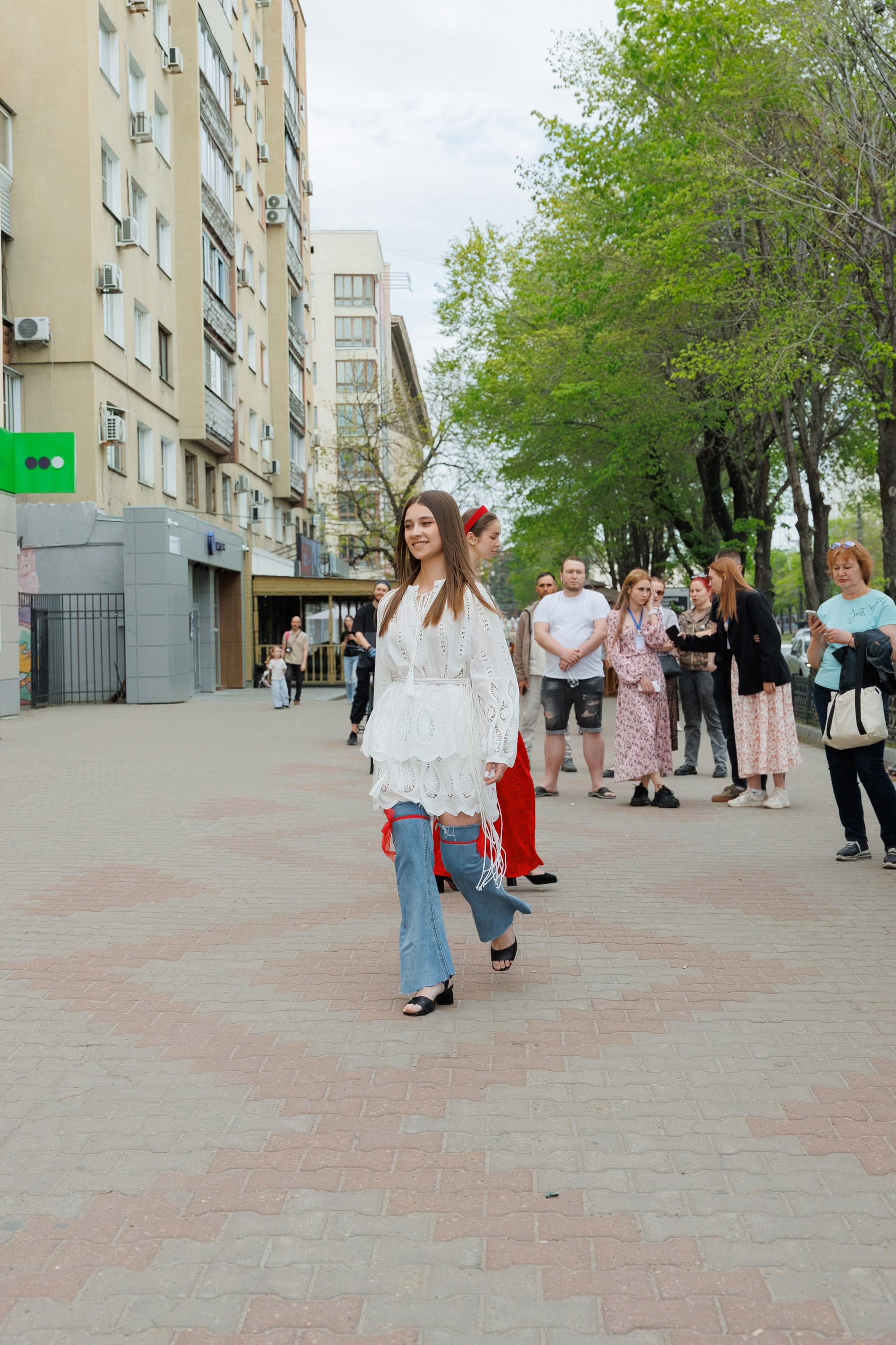 МОДНЫЙ ПОКАЗ. СВОИ. ФОТООТЧЕТЫ-СОБЫТИЯ-МЕСТА