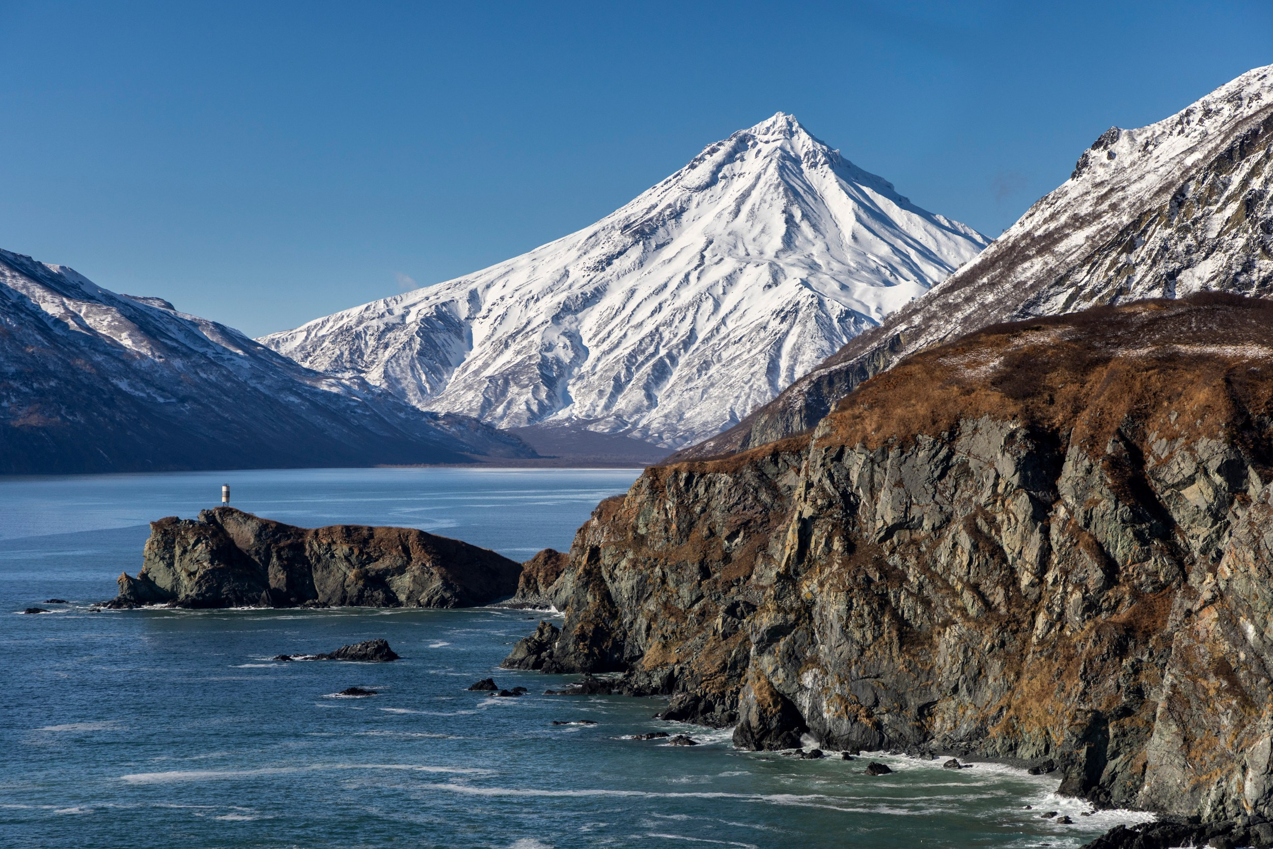 Вертолетные экскурсии ЗИМА. Время Камчатки: чтобы найти свой путь, нужно скорость умножить на время
