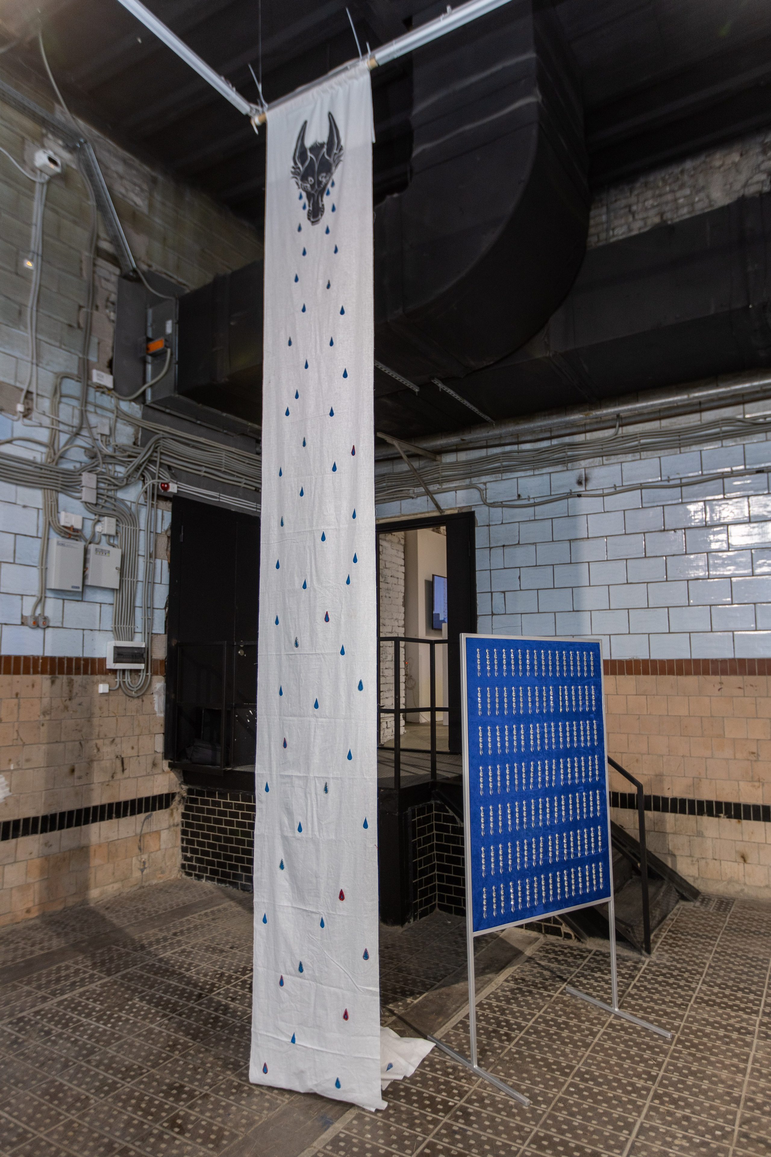 Линогравюры. Собачий художник Поля Стриж