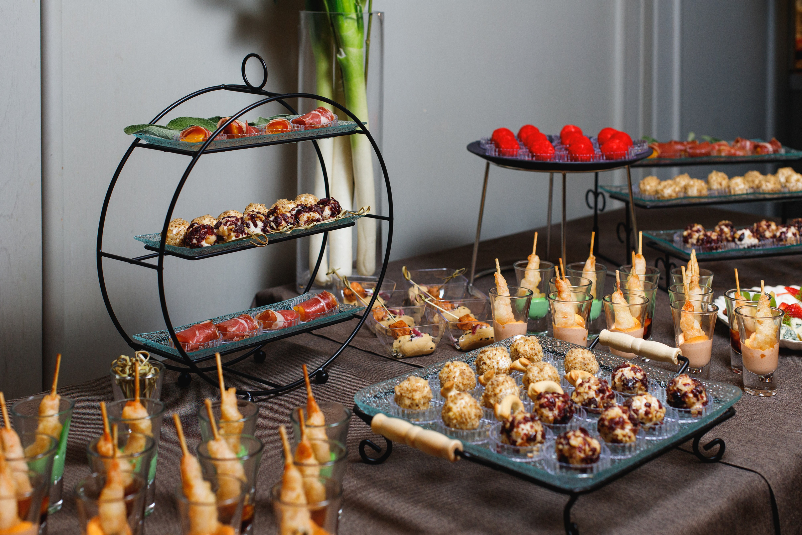 АМУР — Кейтеринг. СВОИ. ФОТООТЧЕТЫ-СОБЫТИЯ-МЕСТА