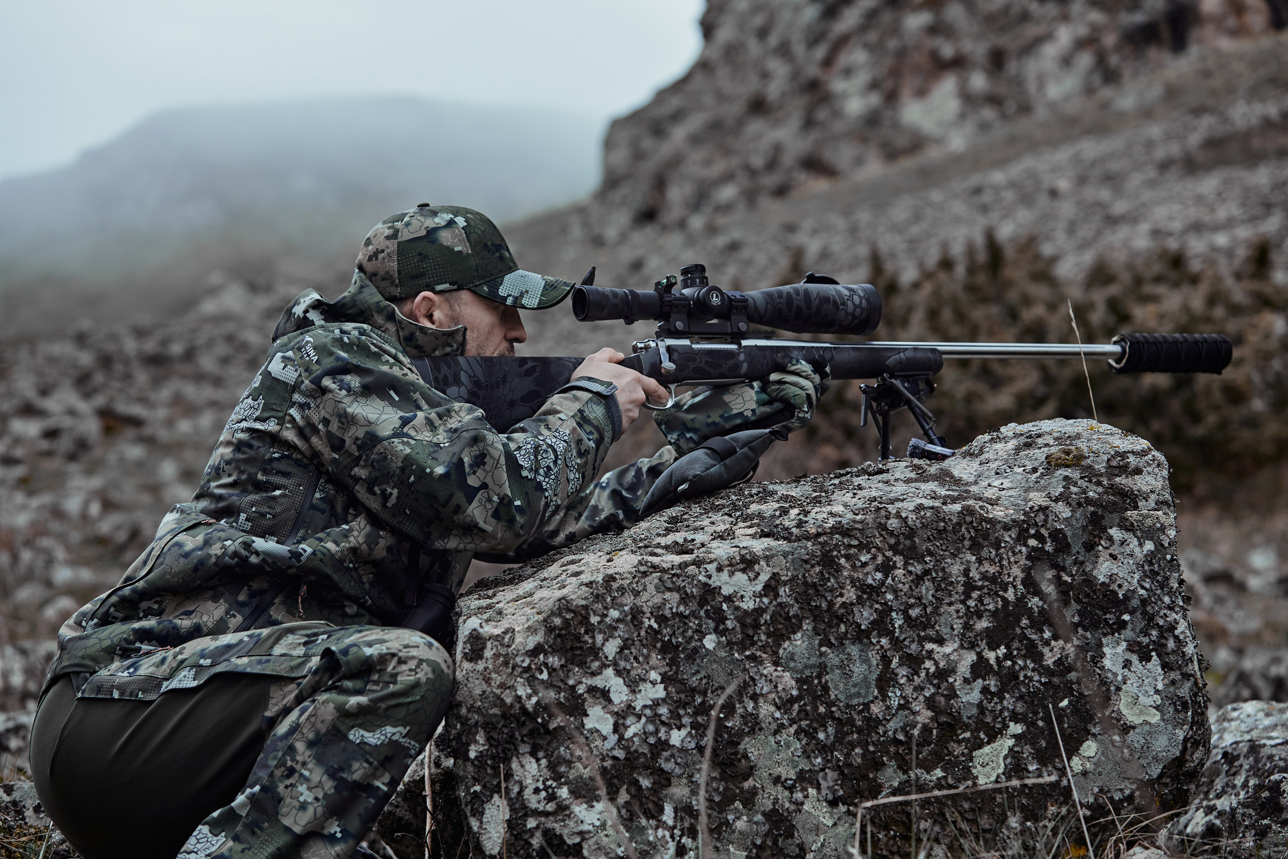 Съемка для бренда охотничьей одежды под ключ. Фотограф Продюсер в горах КБР / Москва Нальчик Горы