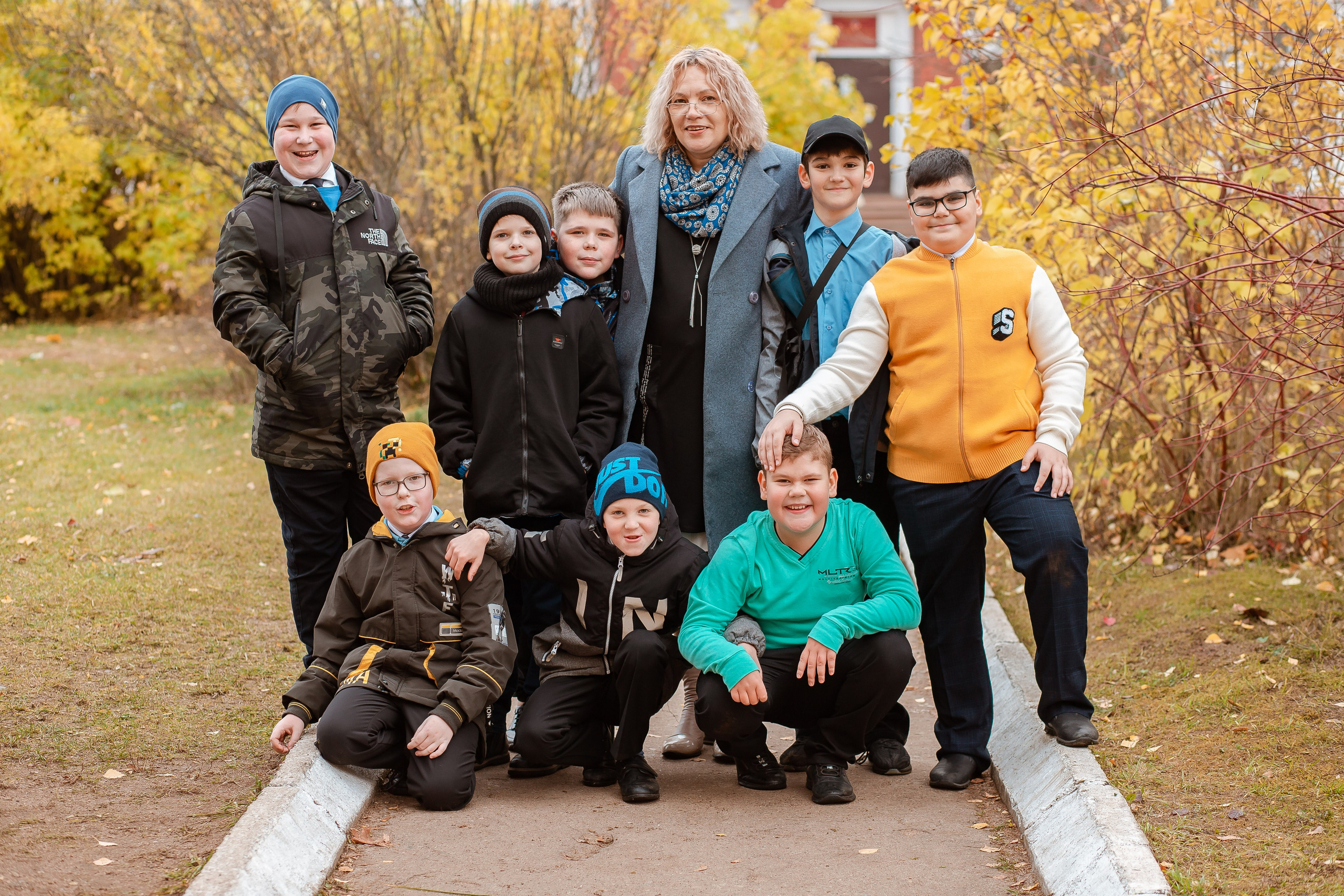 ЗАТО Озерный, школа 1, 4А класс. Студия выпускных альбомов Остров