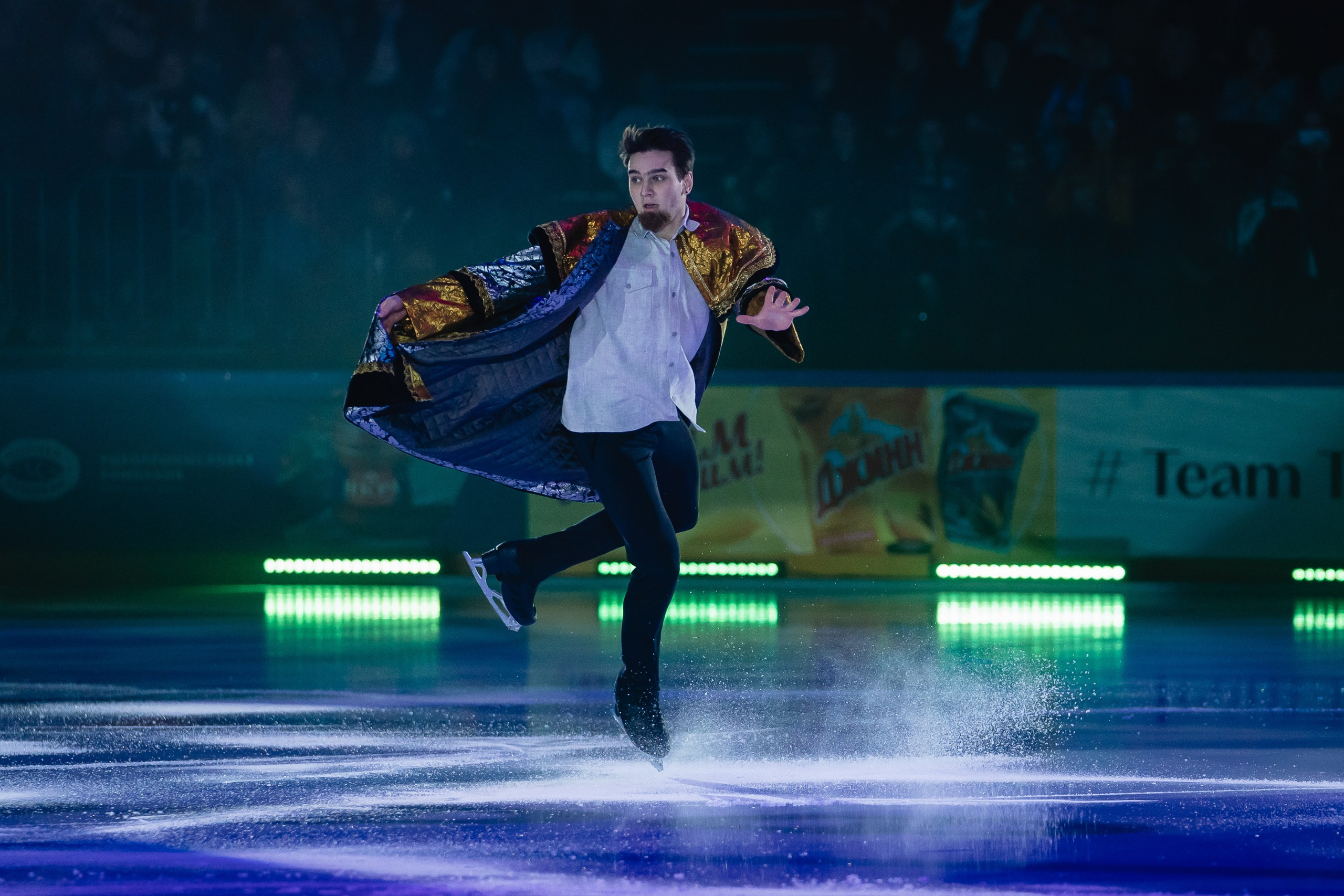 Шоу «Чемпионы на льду» в Новосибирске. Воробьева Ксения — Спортивный и танцевальный фотограф Новосибирск