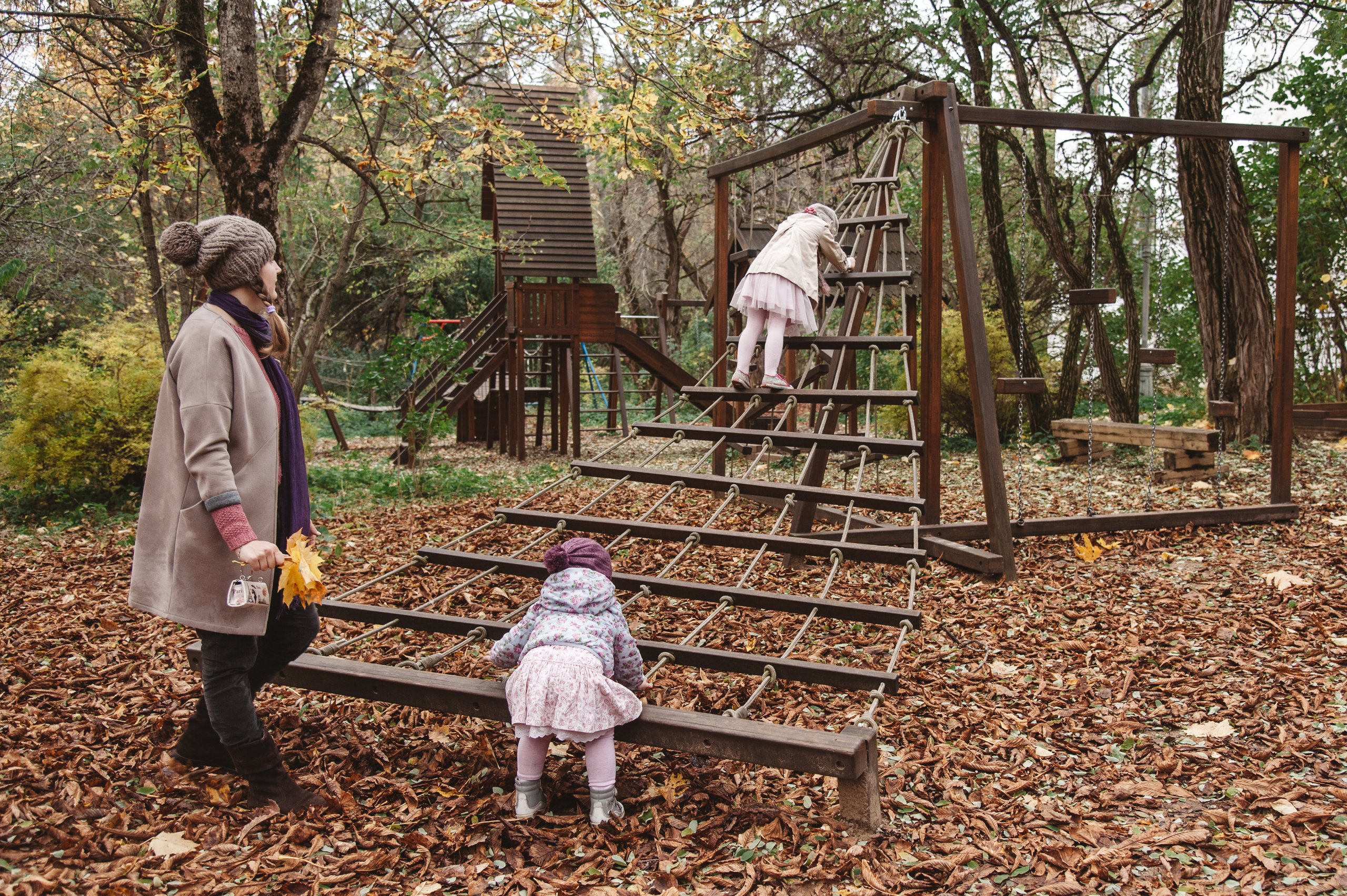 Осенняя семейная фотосессия в Звенигороде. Семейный фотограф в Москве Елена Снегирева