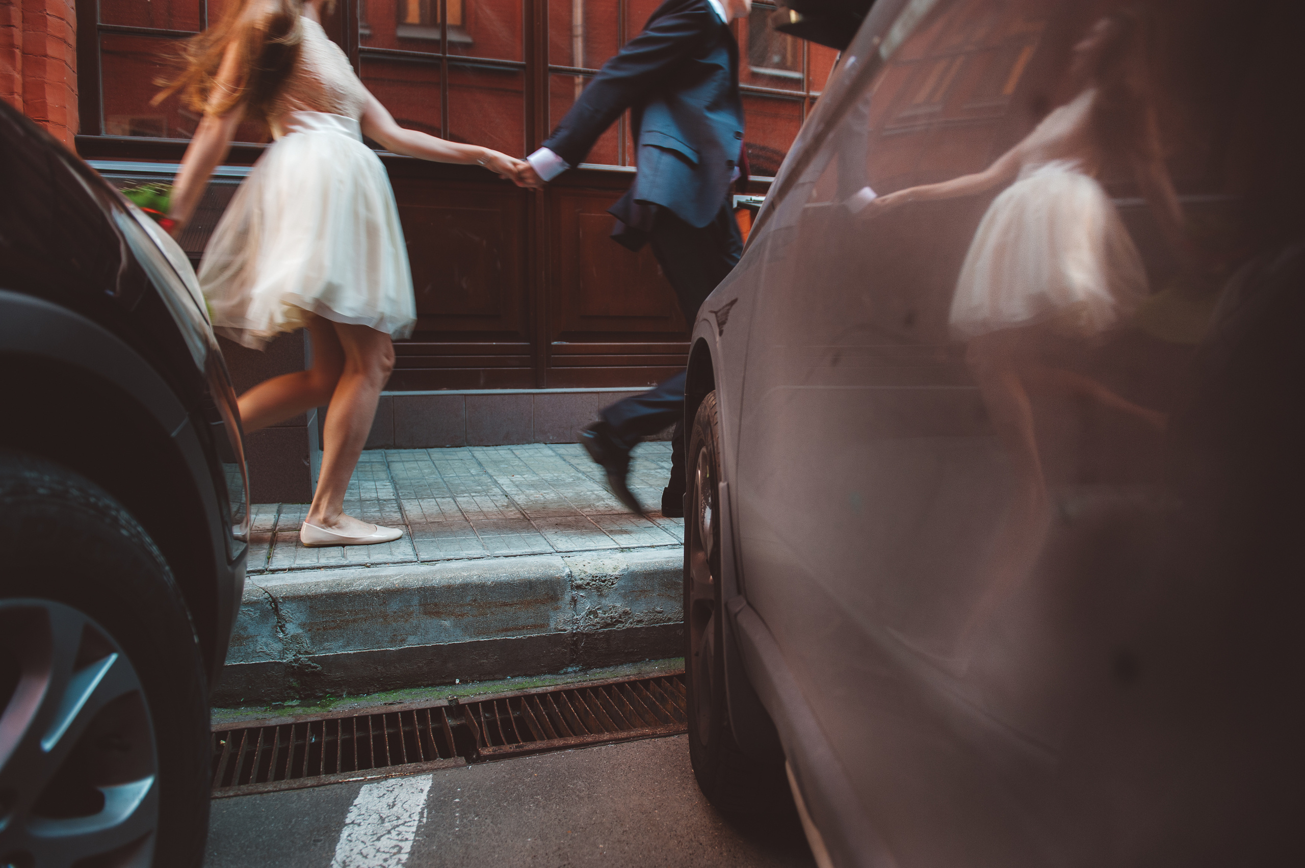 Свадебная фотосессия в центре Москвы. Семейный фотограф в Москве Елена Снегирева