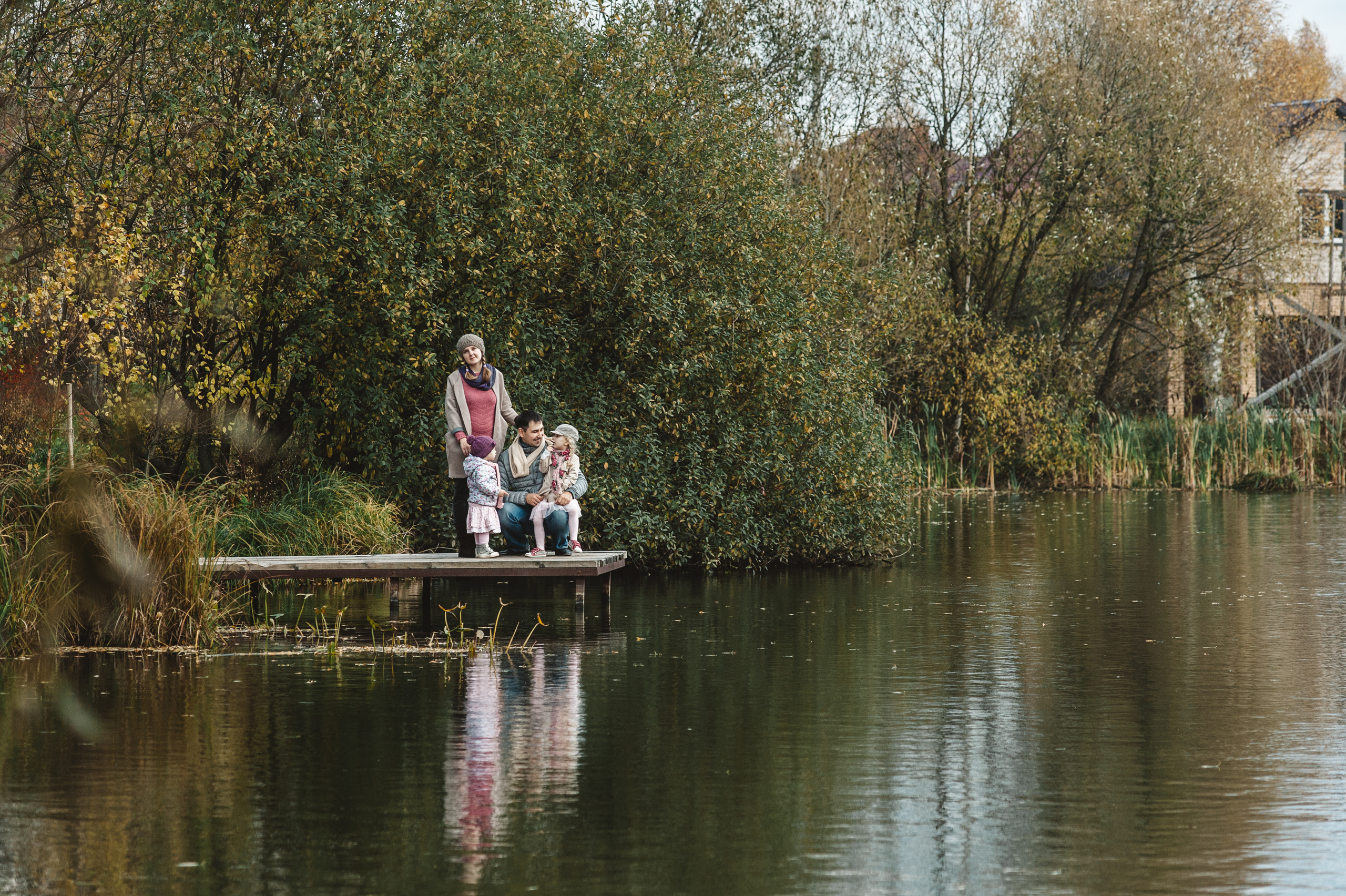 Осенняя семейная фотосессия в Звенигороде. Семейный фотограф в Москве Елена Снегирева