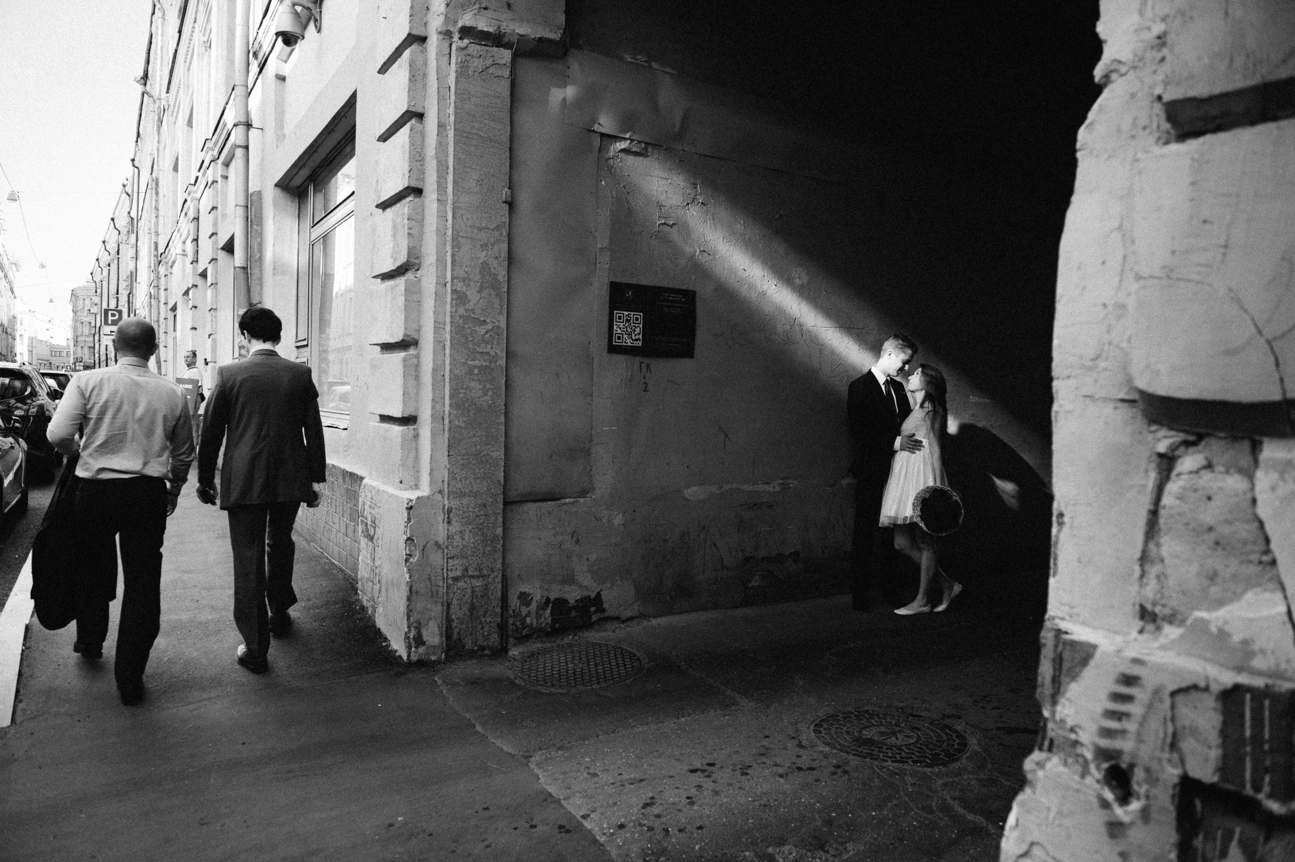 Свадебная фотосессия в центре Москвы. Семейный фотограф в Москве Елена Снегирева