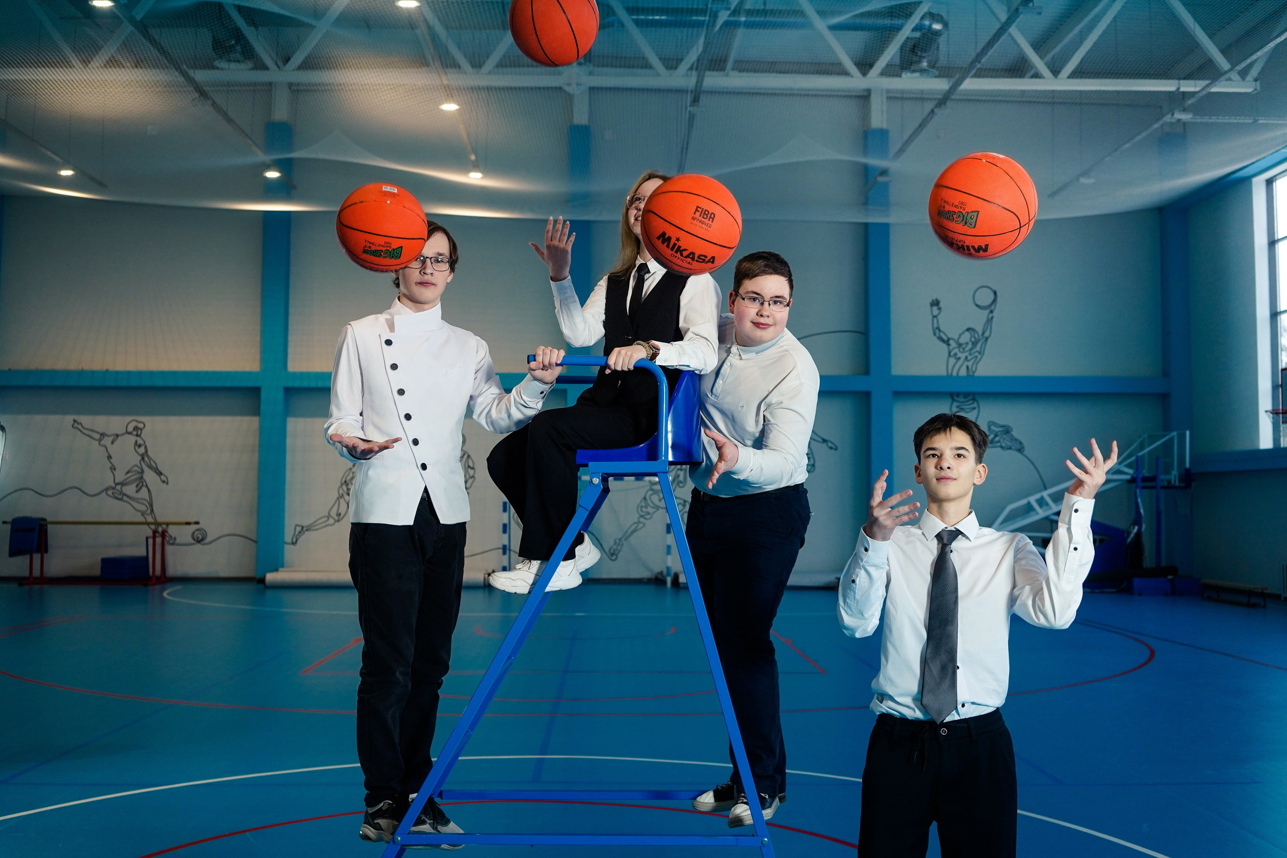 Гимназия № 40, 9 класс. Семейный и портретный фотограф в Екатеринбурге Анна Лобанова