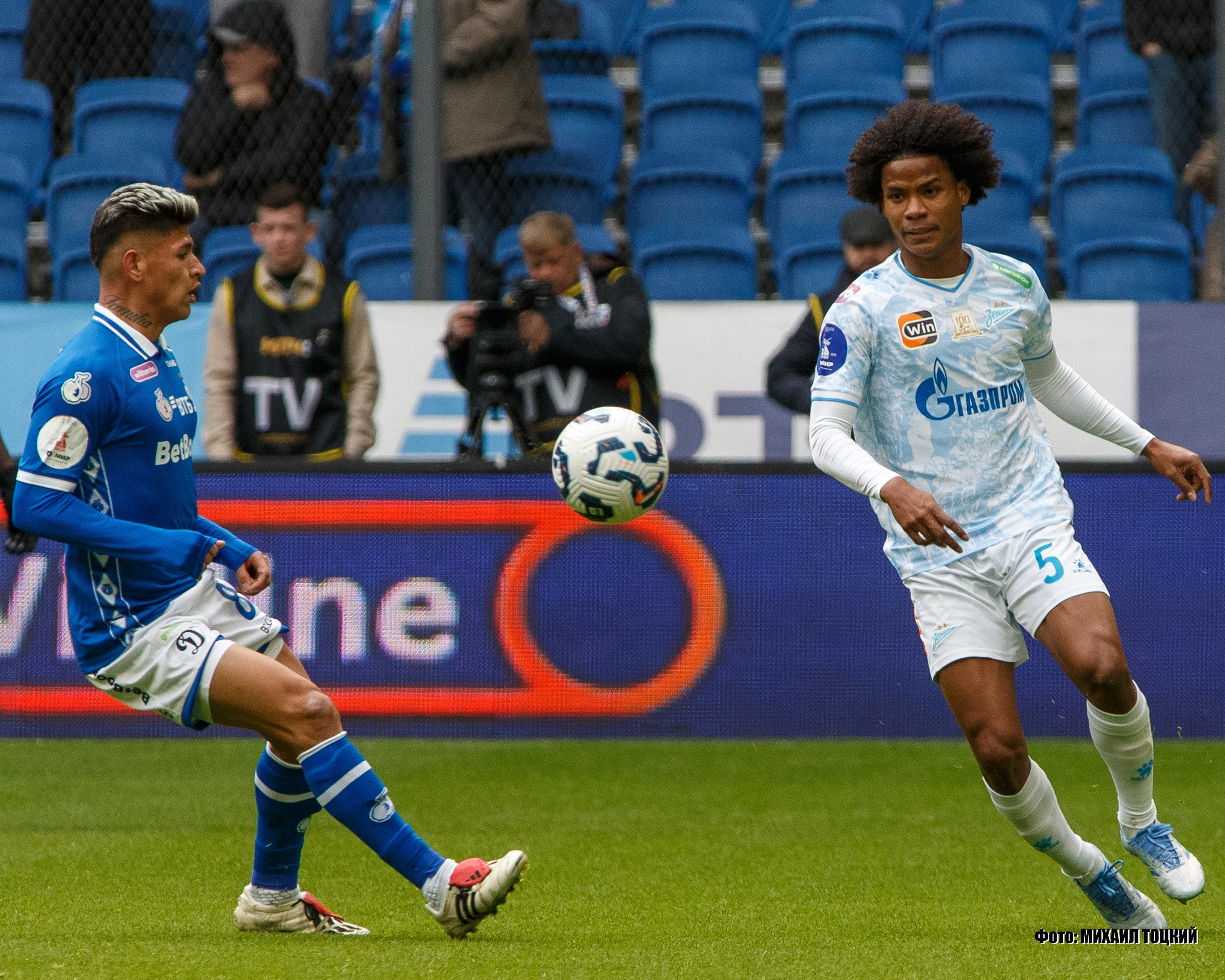 Фоторепортаж. РПЛ 26 тур. Динамо — Зенит. Михаил Тоцкий портретный и репортажный фотограф в Москве