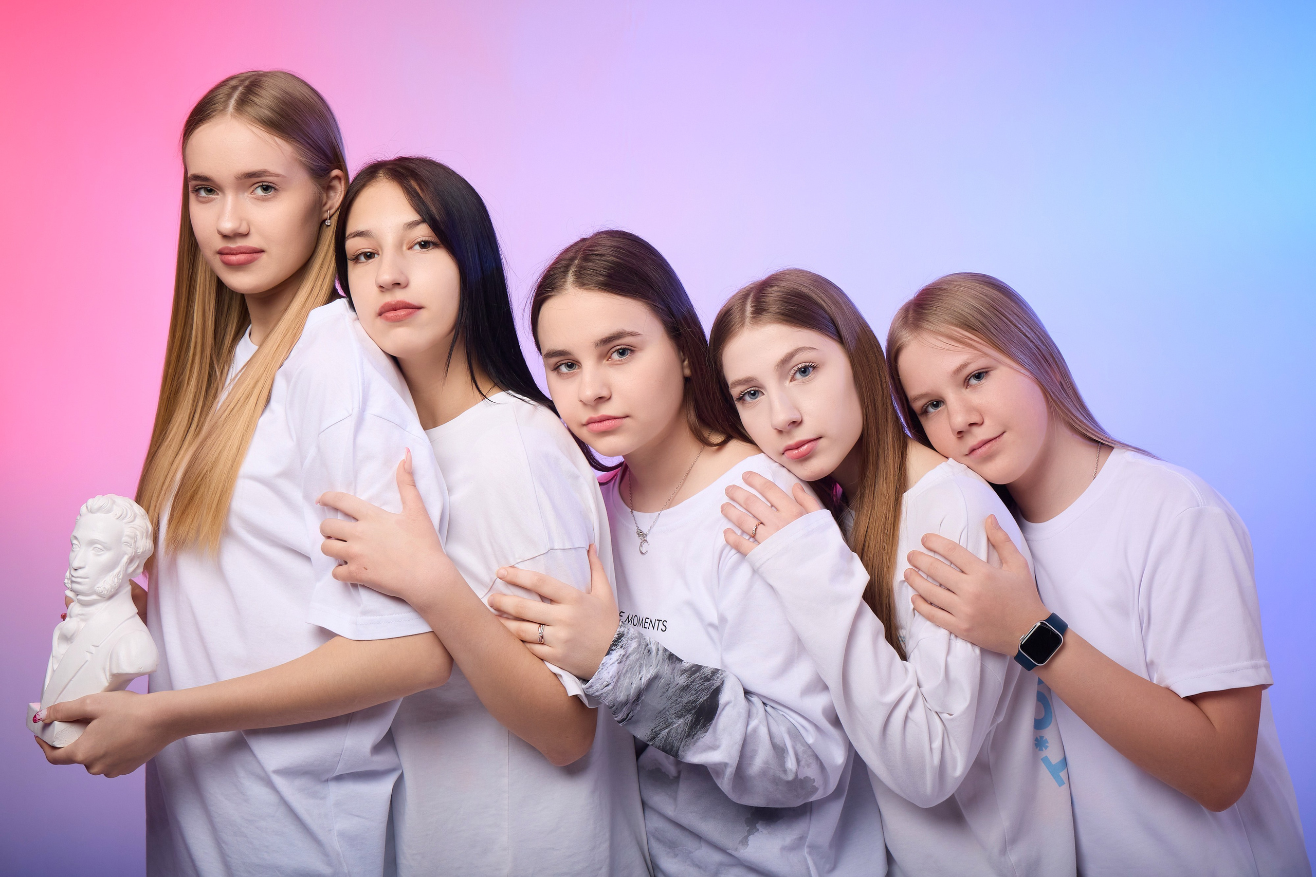 А у нас новая фотозона. Школьный фотограф, выпускные альбомы