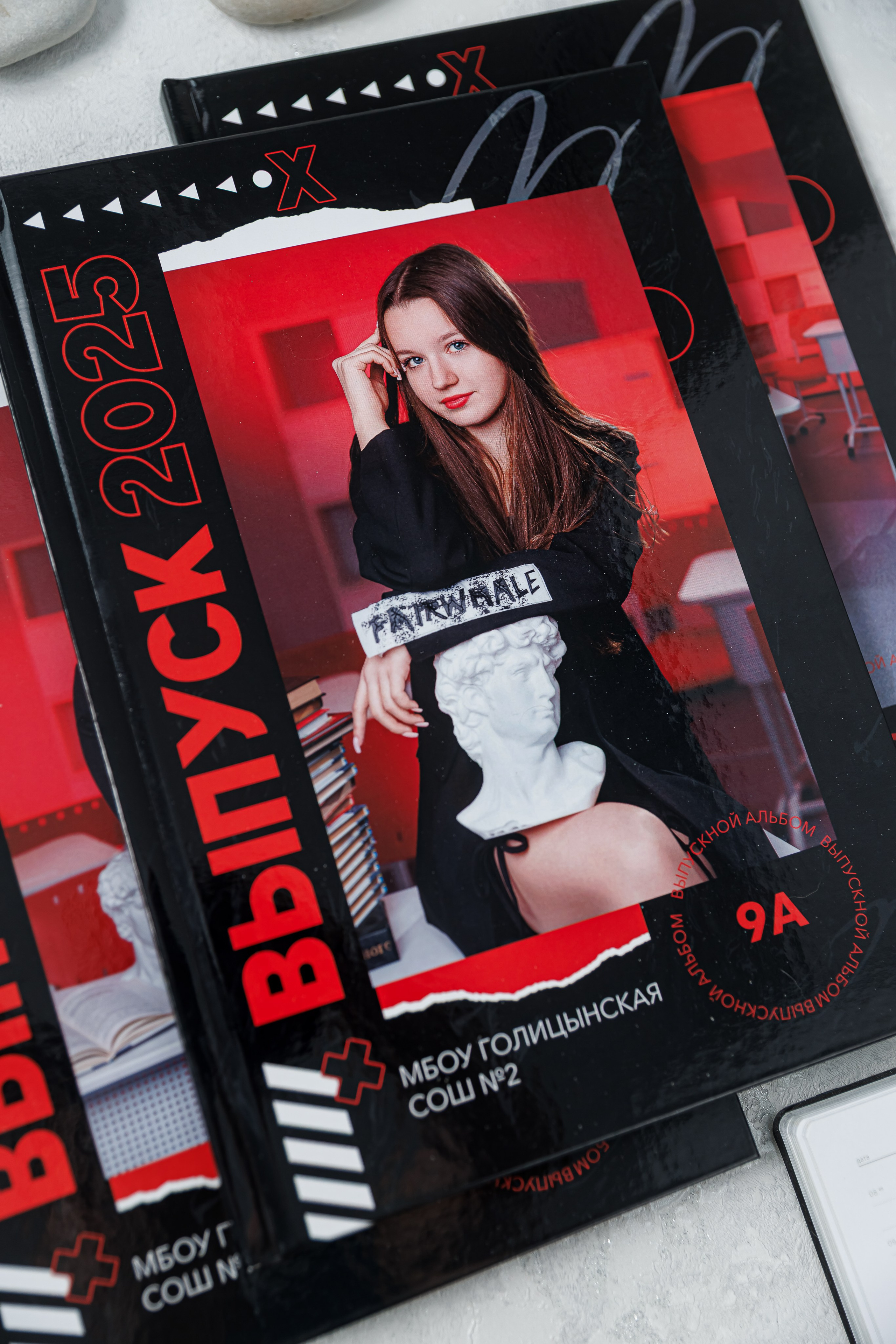 Персональные альбомы 9, 11 класс. Семейный и детский фотограф Комина Елена, Власиха, Одинцово