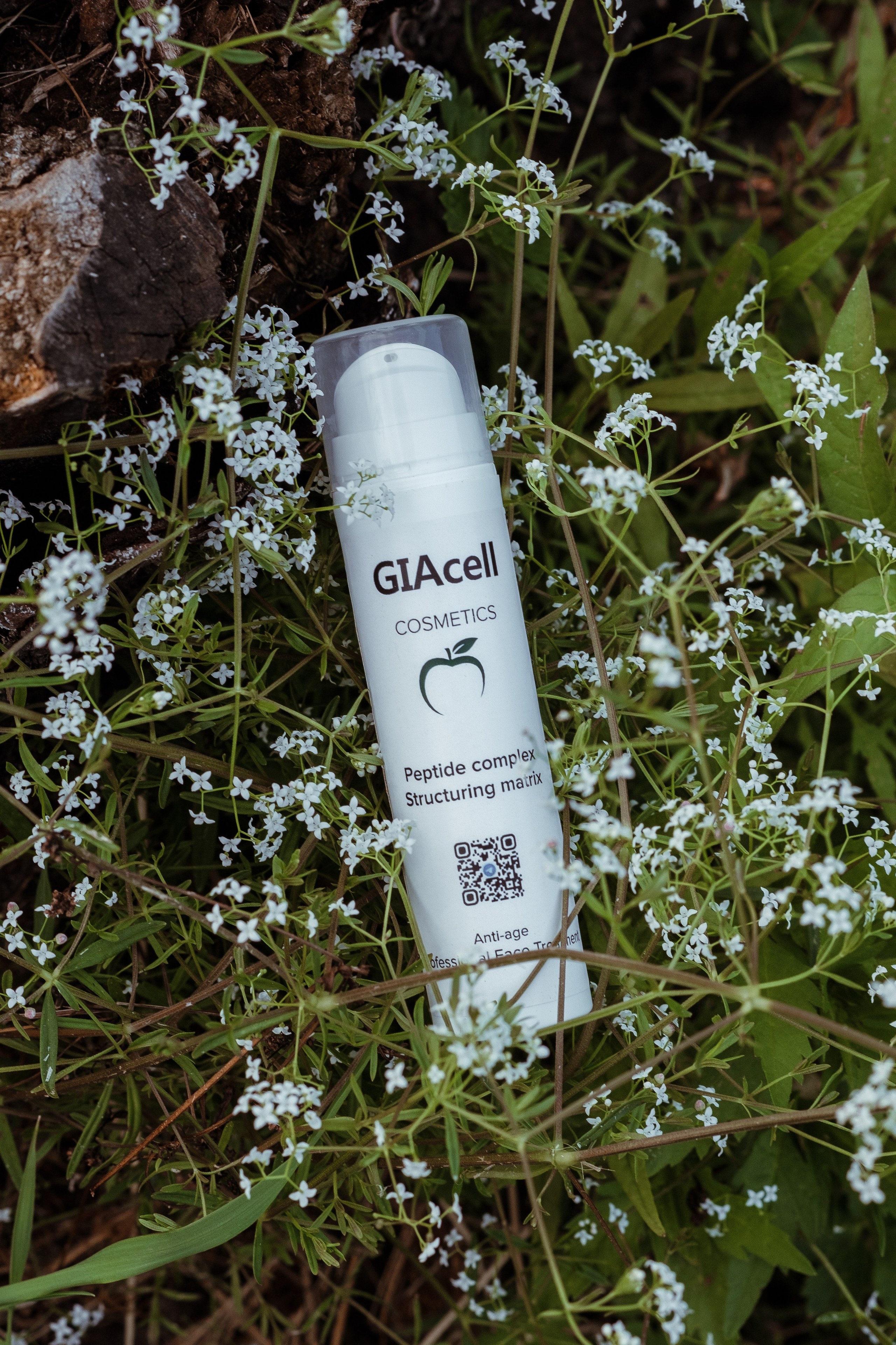 Съемка косметики на сайт Ламода в Питере. Фотосессия для маркетплейсов