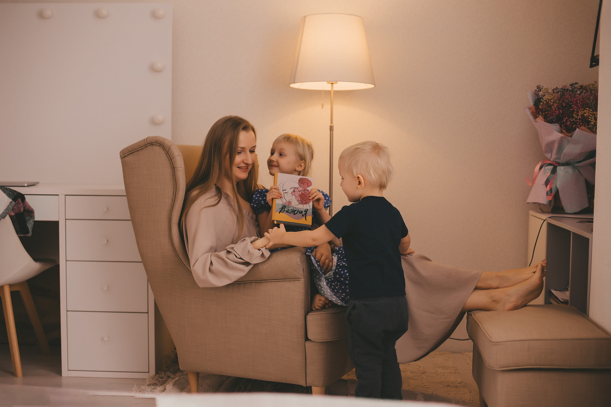 Счастье дома — семейная фотосессия у вас дома. Ирина Чайка. Профессиональный фотограф и наставник экспертов