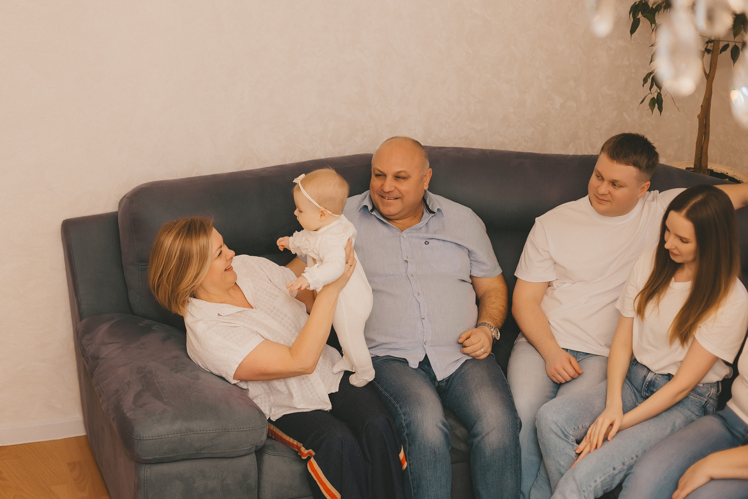 Счастье дома — семейная фотосессия для Миланы. Ирина Чайка. Профессиональный фотограф и наставник экспертов