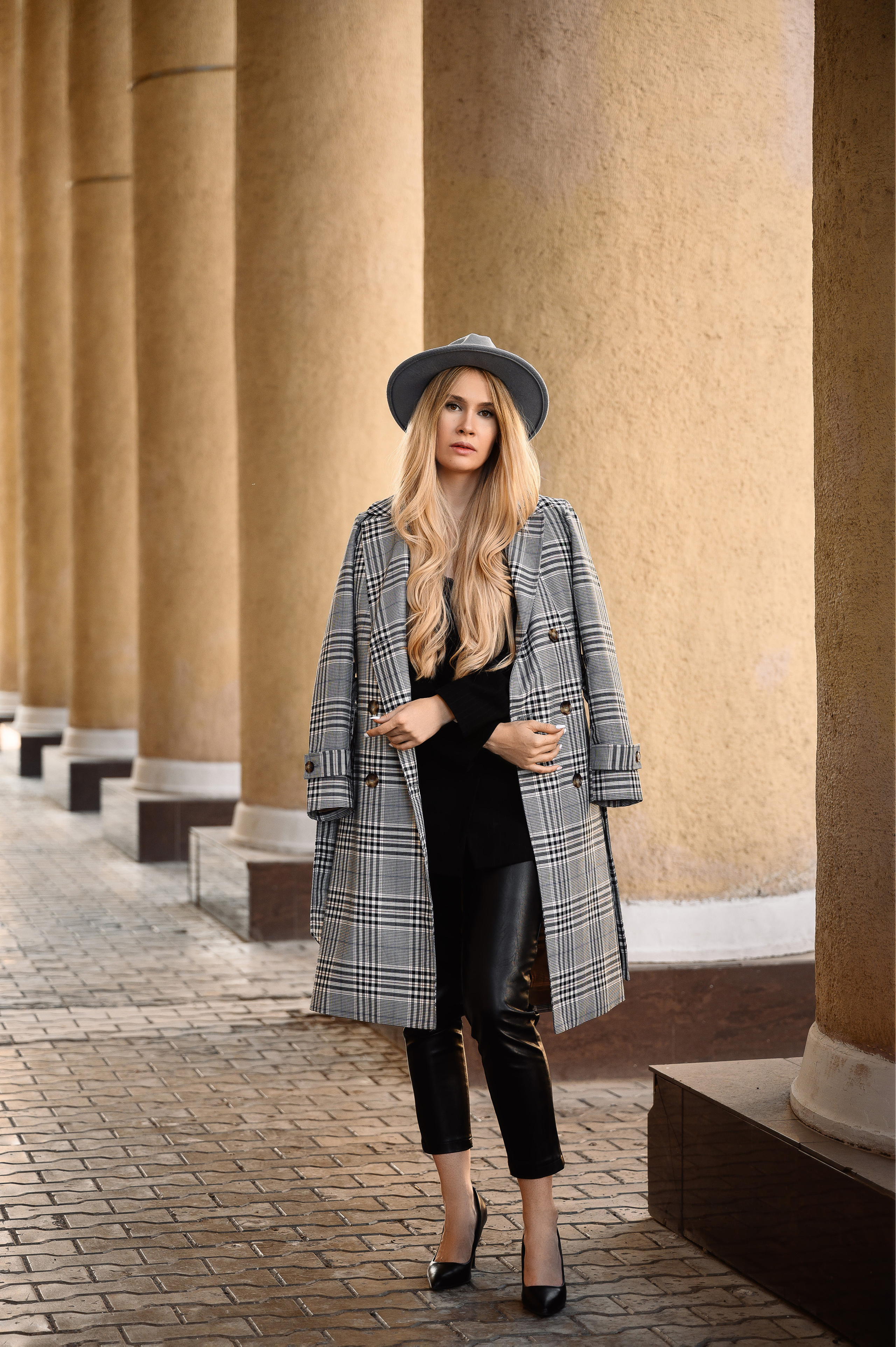 Индивидуальная фотосессиия в студии Оренбург