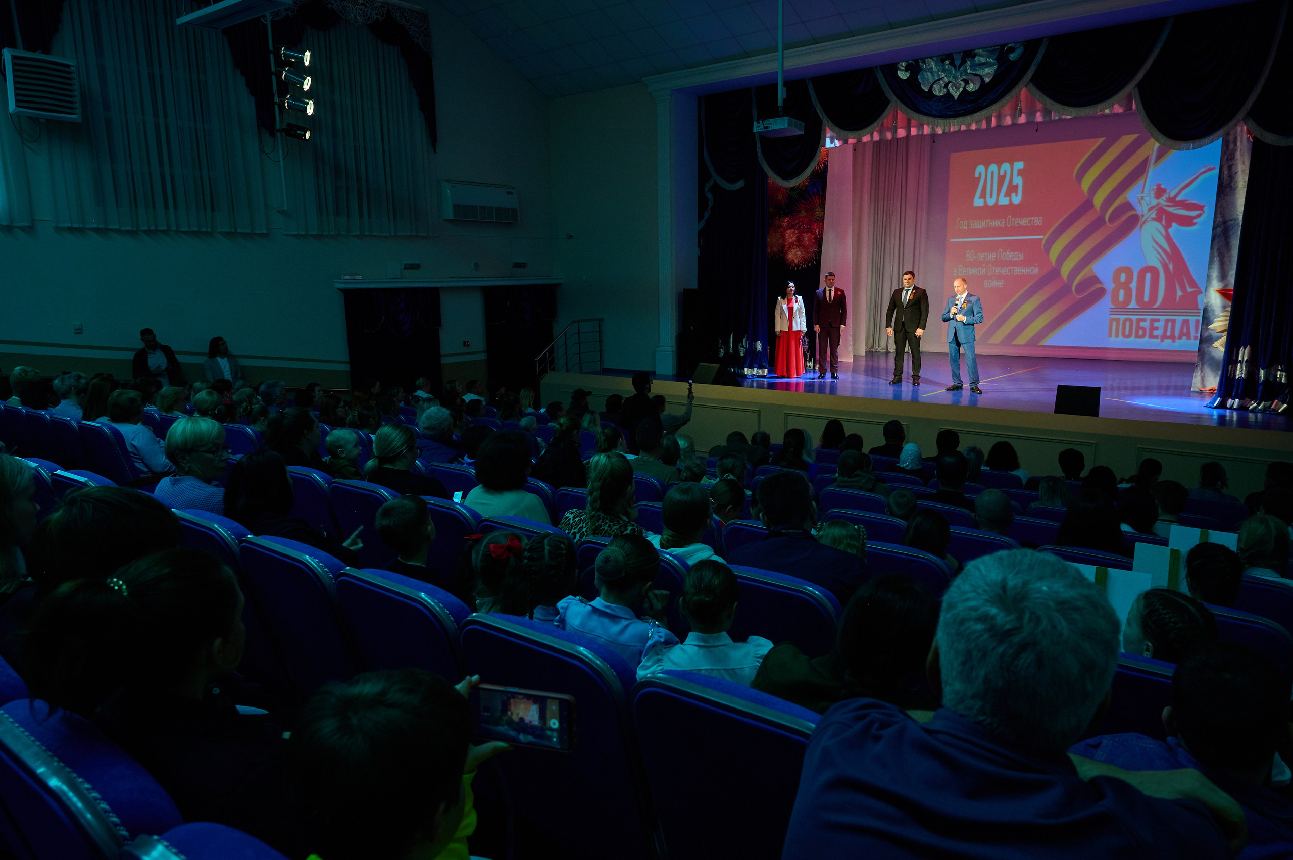 Концерт к 9 мая в с. Марьина Роща. Жизнь курорта Кабардинка в фотографиях