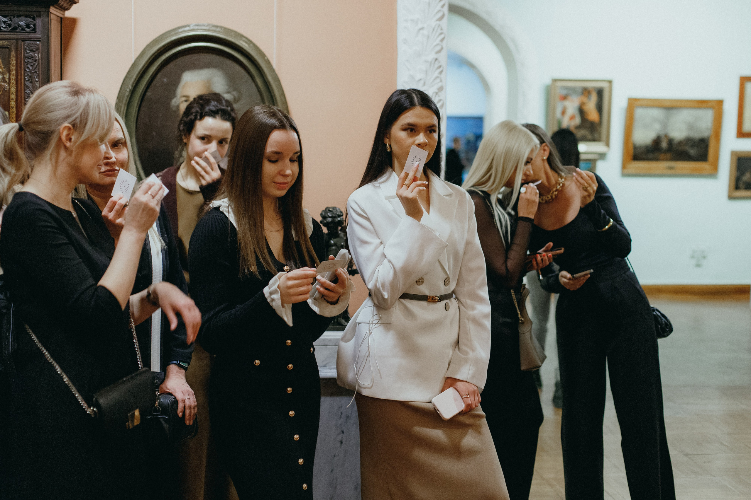 VITRINA BEAUTY — НОТЫ. МУЗЫКАЛЬНЫЙ ВЕЧЕР. СВОИ. ФОТООТЧЕТЫ-СОБЫТИЯ-МЕСТА