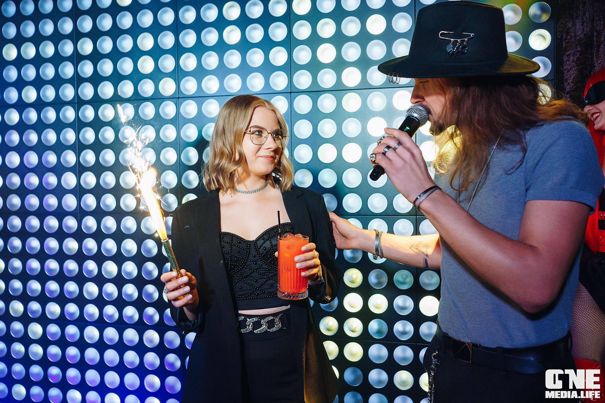 Фоторепортаж из караоке-клуба Эйфория. One Media Life: фоторепортажи, фотоотчеты с мероприятий и заведений