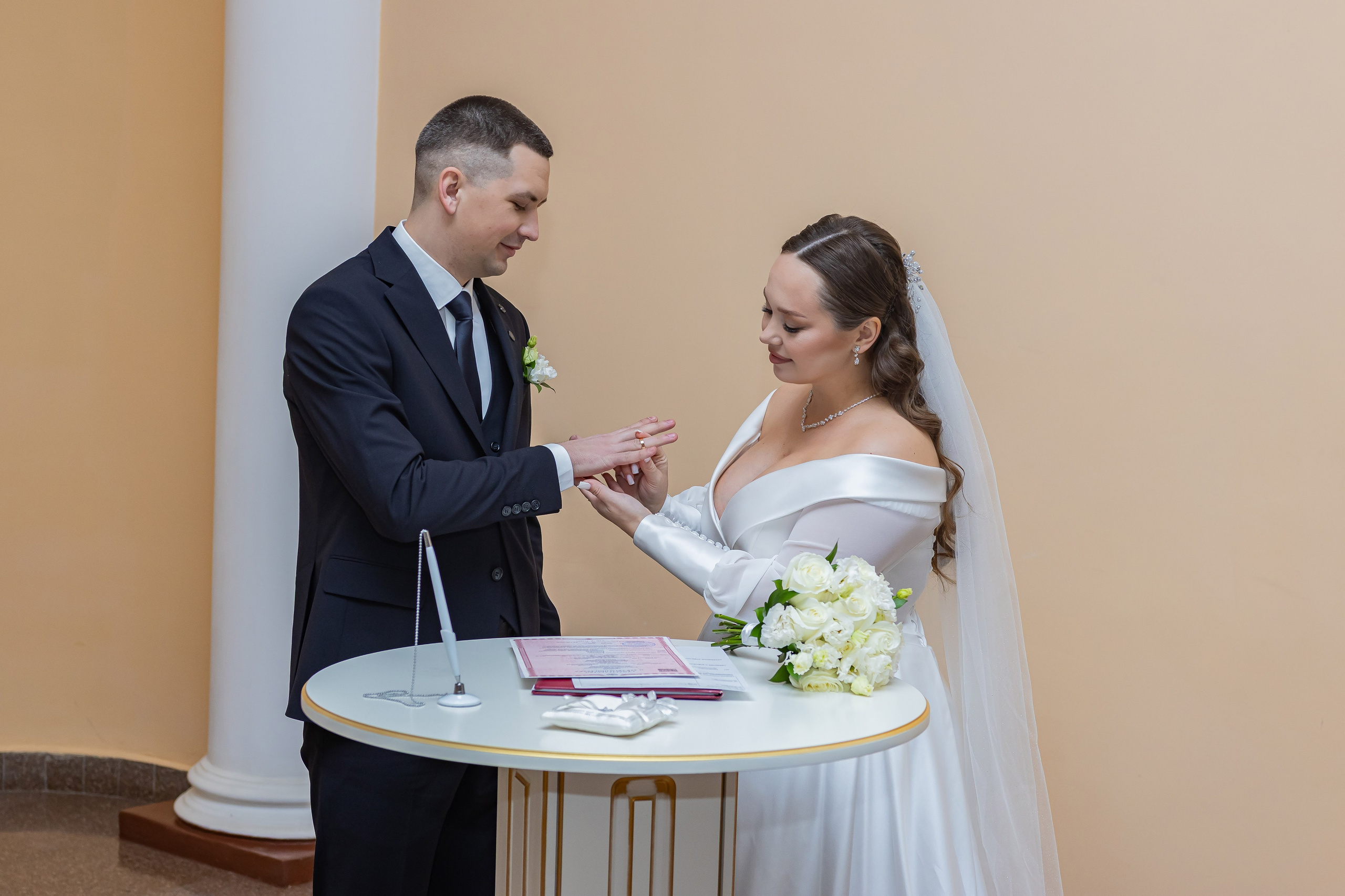 Фотосъёмка свадьбы - центральный загс Омск