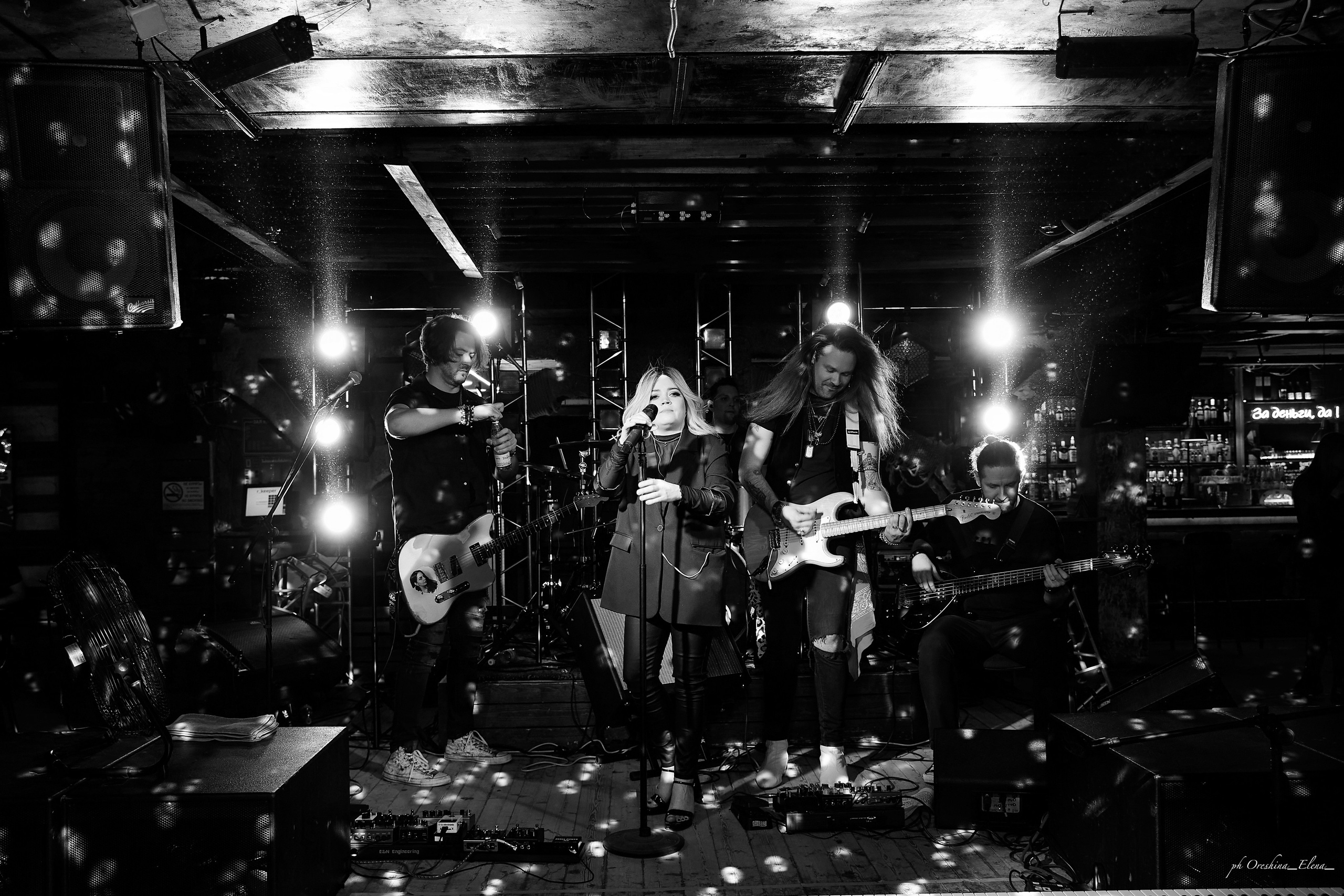 Поп рок группа @velvetgroup. Свадебный и семейный фотограф в Ульяновске Орешина Елена