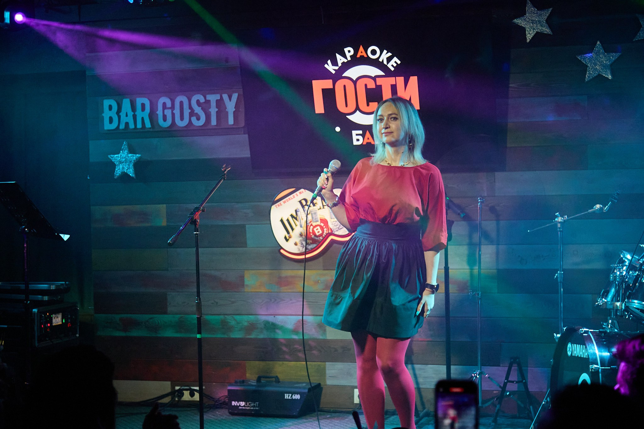 Концерт в баре «Гости». Фотограф Омск | Александр Вандеров