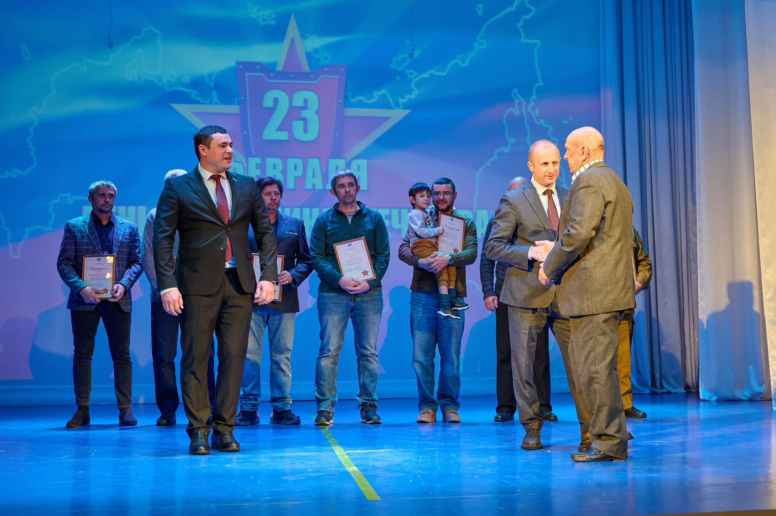 23 февраля Марьина роща. Жизнь курорта Кабардинка в фотографиях