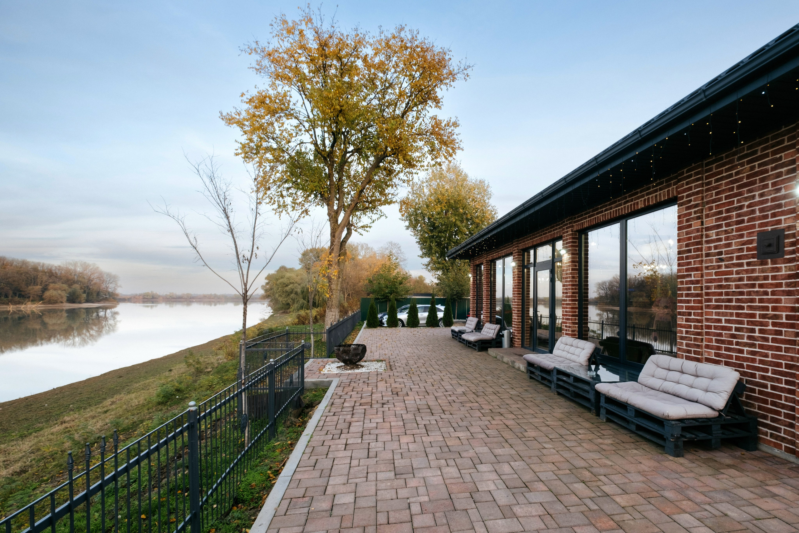 Интерьерная съемка. Свадебный фотограф Денис Ожигин в Краснодаре и крае. Эмоциональная и стильная съемка вашего дня