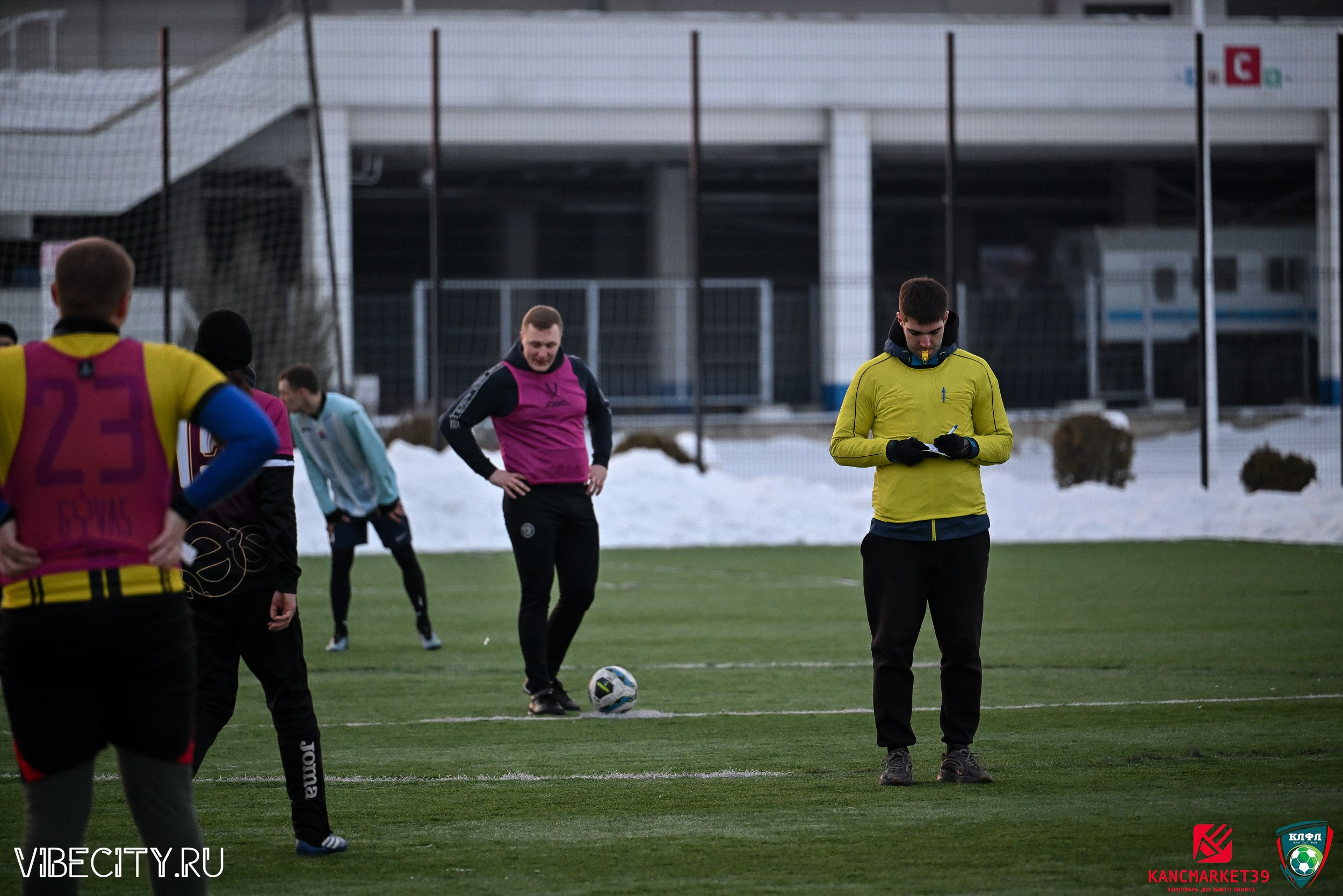 Калининградская Любительская Футбольная Лига, Премьер лига 14 тур, Бауцентр-Пивной двор. VIBECITY.RU Вайб Сити Ру Фоторепортажи Фотоотчеты Калининград