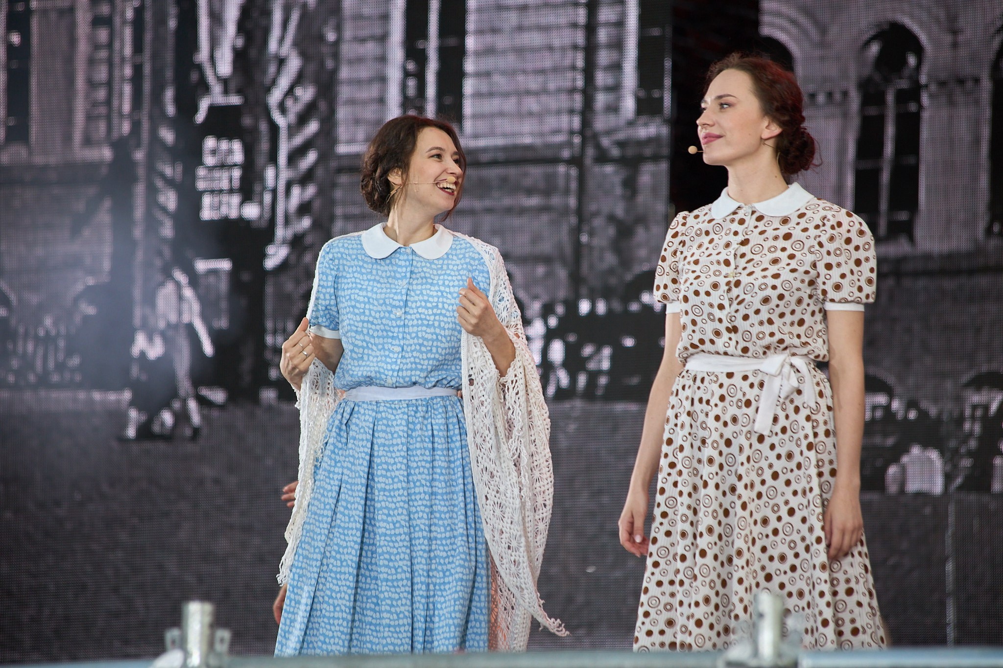 Концерт 9 мая 2025 года на соборной площади. Фотограф Омск | Александр Вандеров