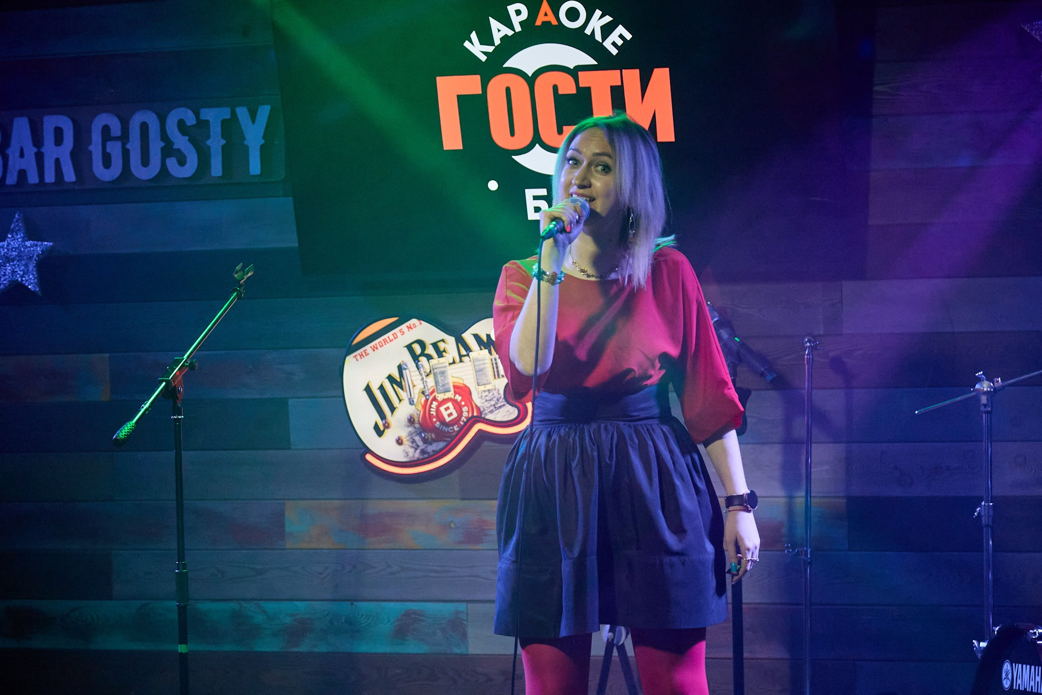 Концерт в баре «Гости». Фотограф Омск | Александр Вандеров