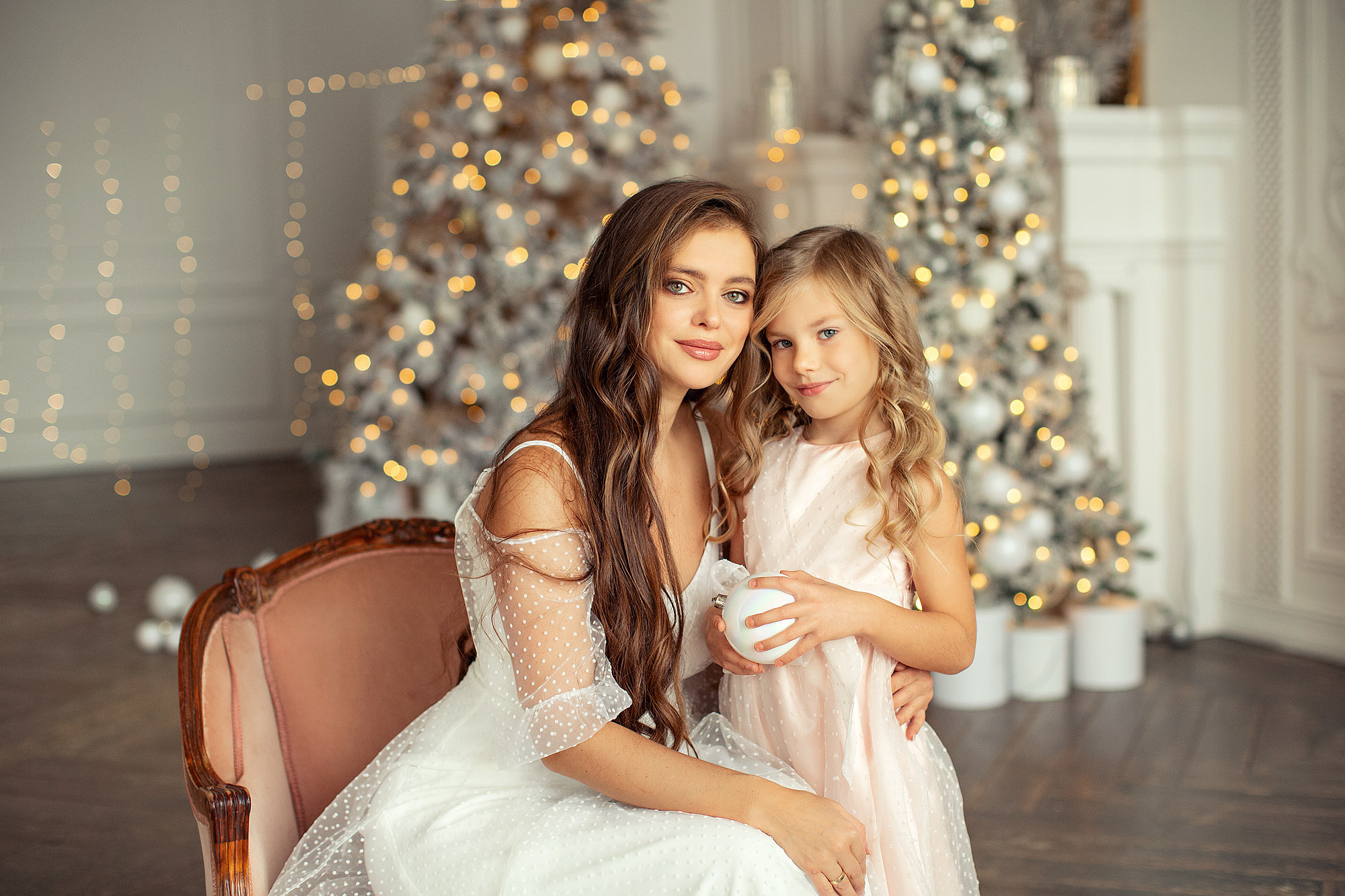 Новогодняя семейная фотосессия в студии. Tatyana Nadezhdina Family photographer