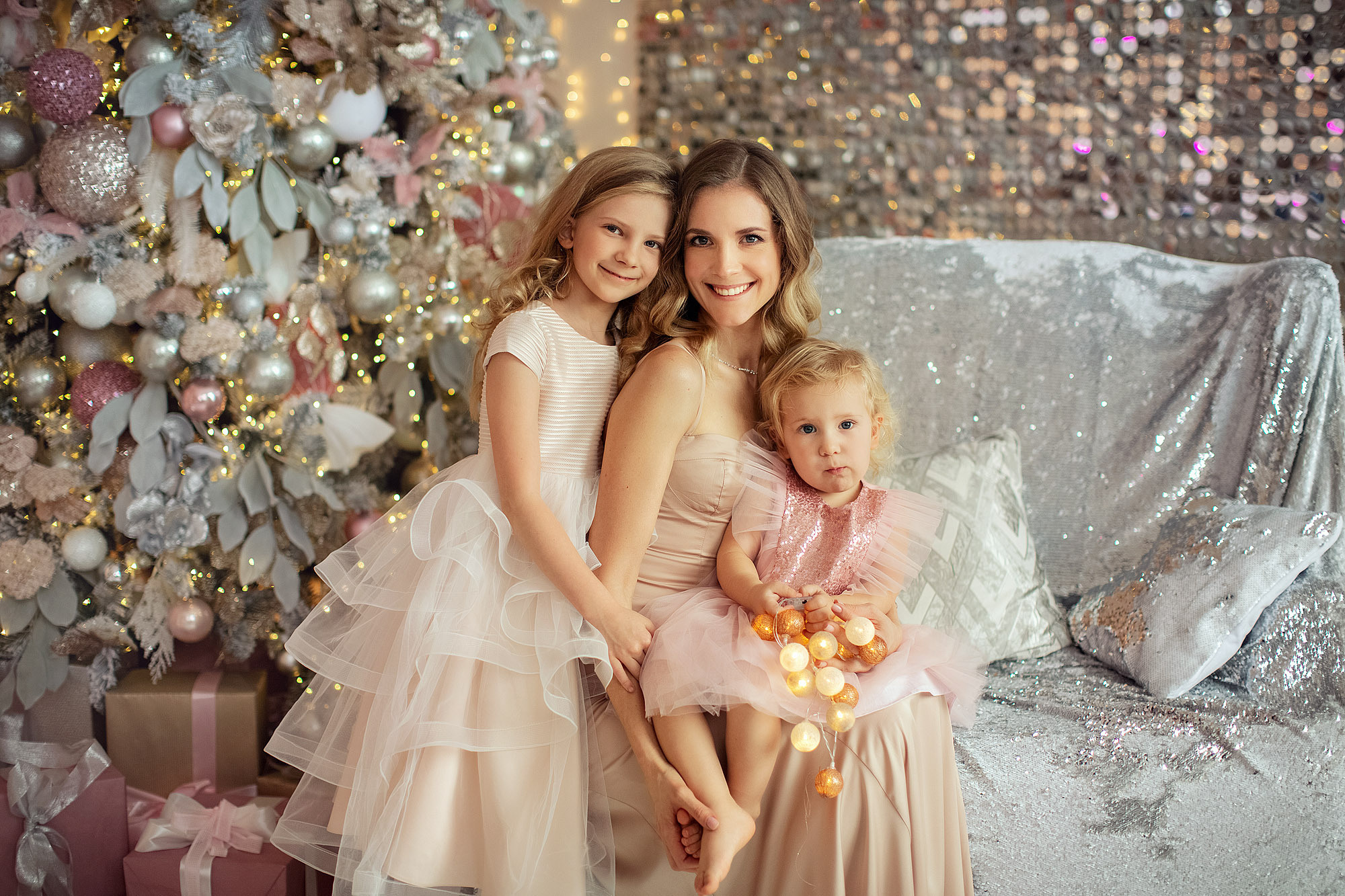 Зефирная новогодняя фотосессия трех принцесс. Tatyana Nadezhdina Family photographer