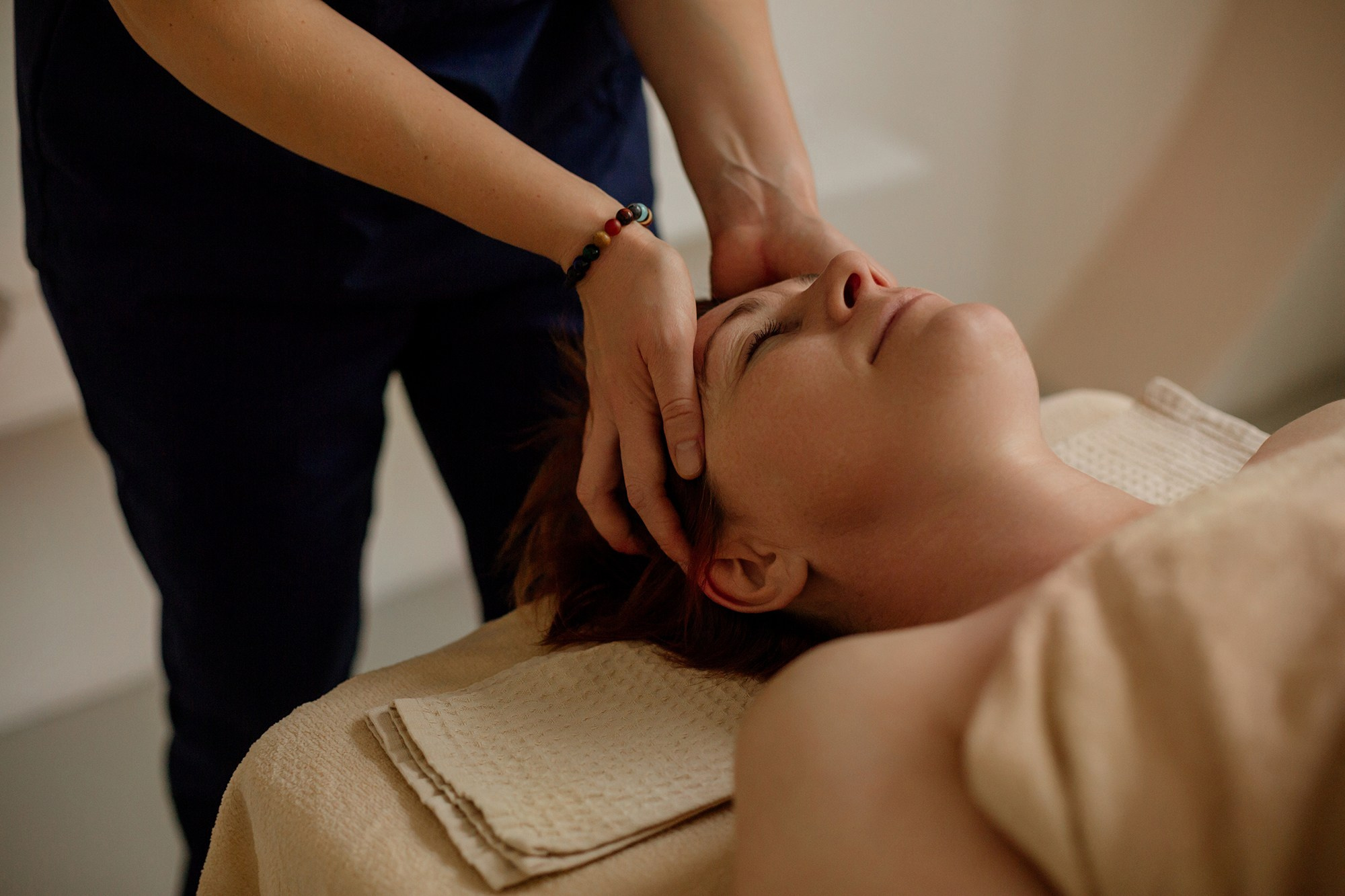 Съемка контента для мастера телесных правок. Семейный лайфстайл фотограф в Санкт-Петербурге Мария Шумилина