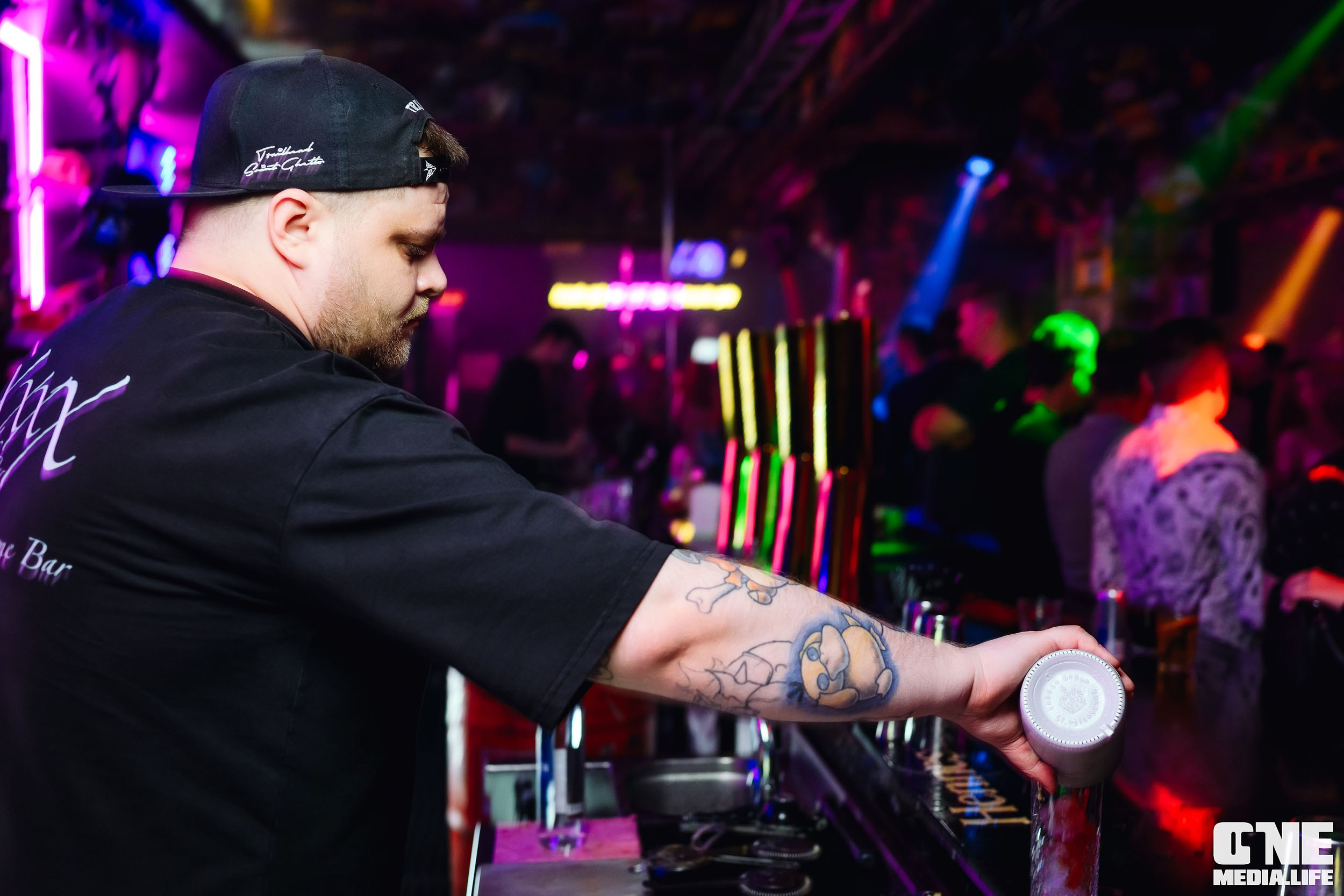 Фоторепортаж из караоке-клуба Эйфория. One Media Life: фоторепортажи, фотоотчеты с мероприятий и заведений