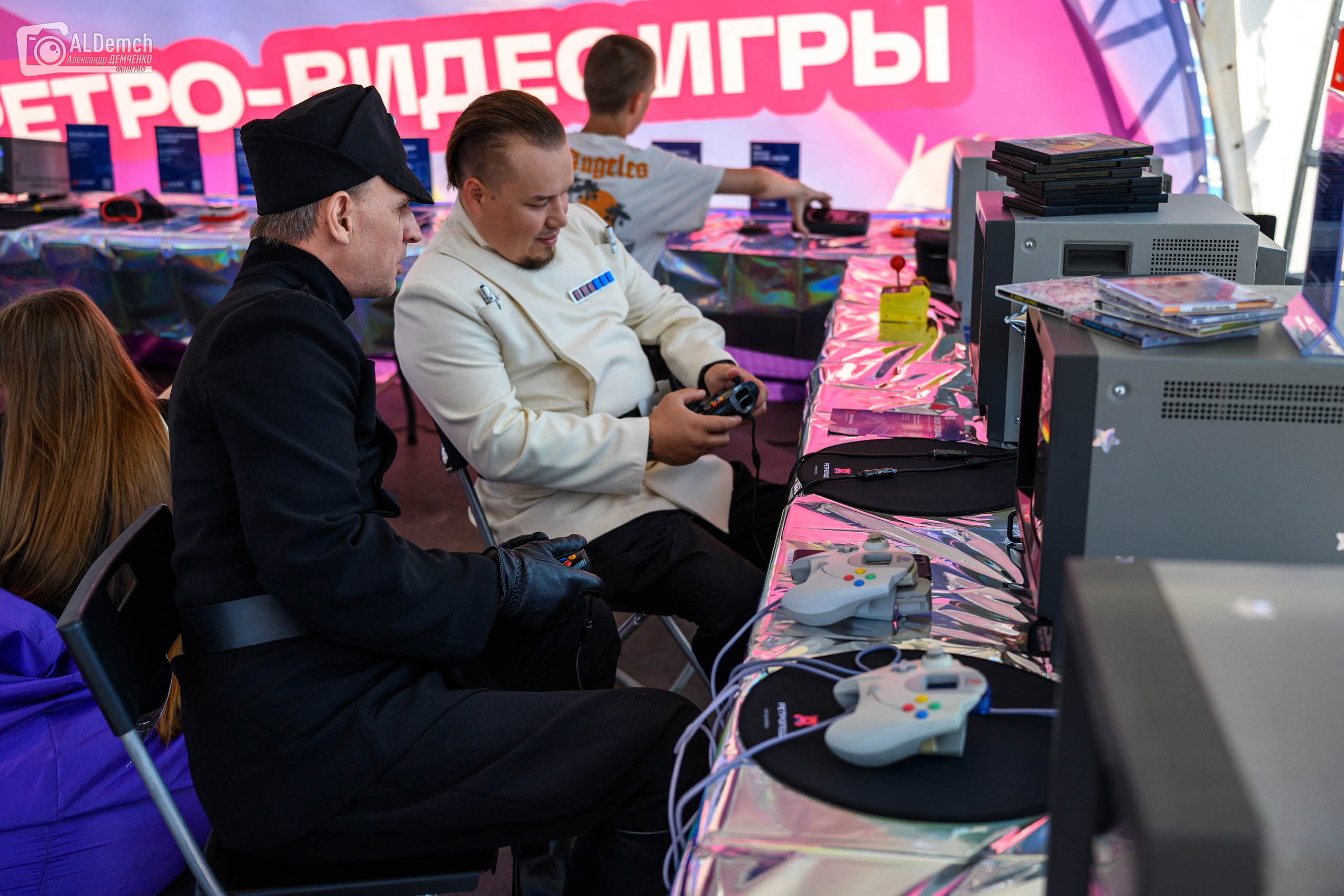 ВК фест 2026 Москва ВДНХ фото косплея в парке 18 и 19 июля