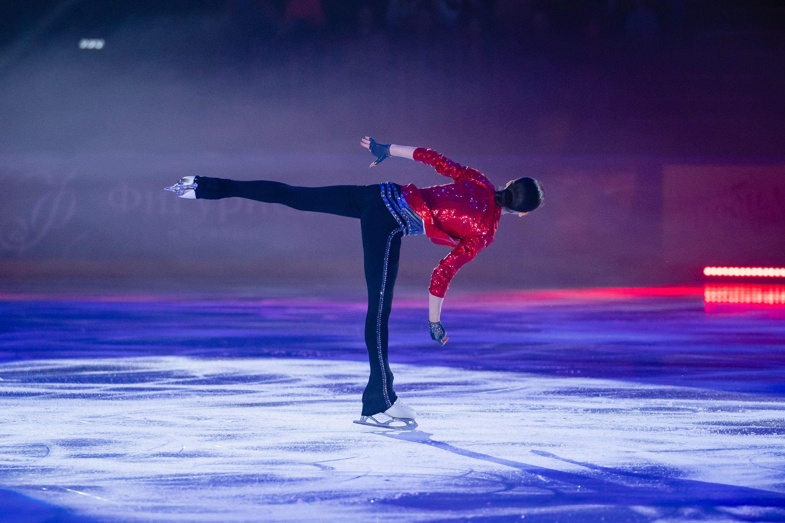 Шоу «Чемпионы на льду» в Новосибирске. Воробьева Ксения — Спортивный и танцевальный фотограф Новосибирск