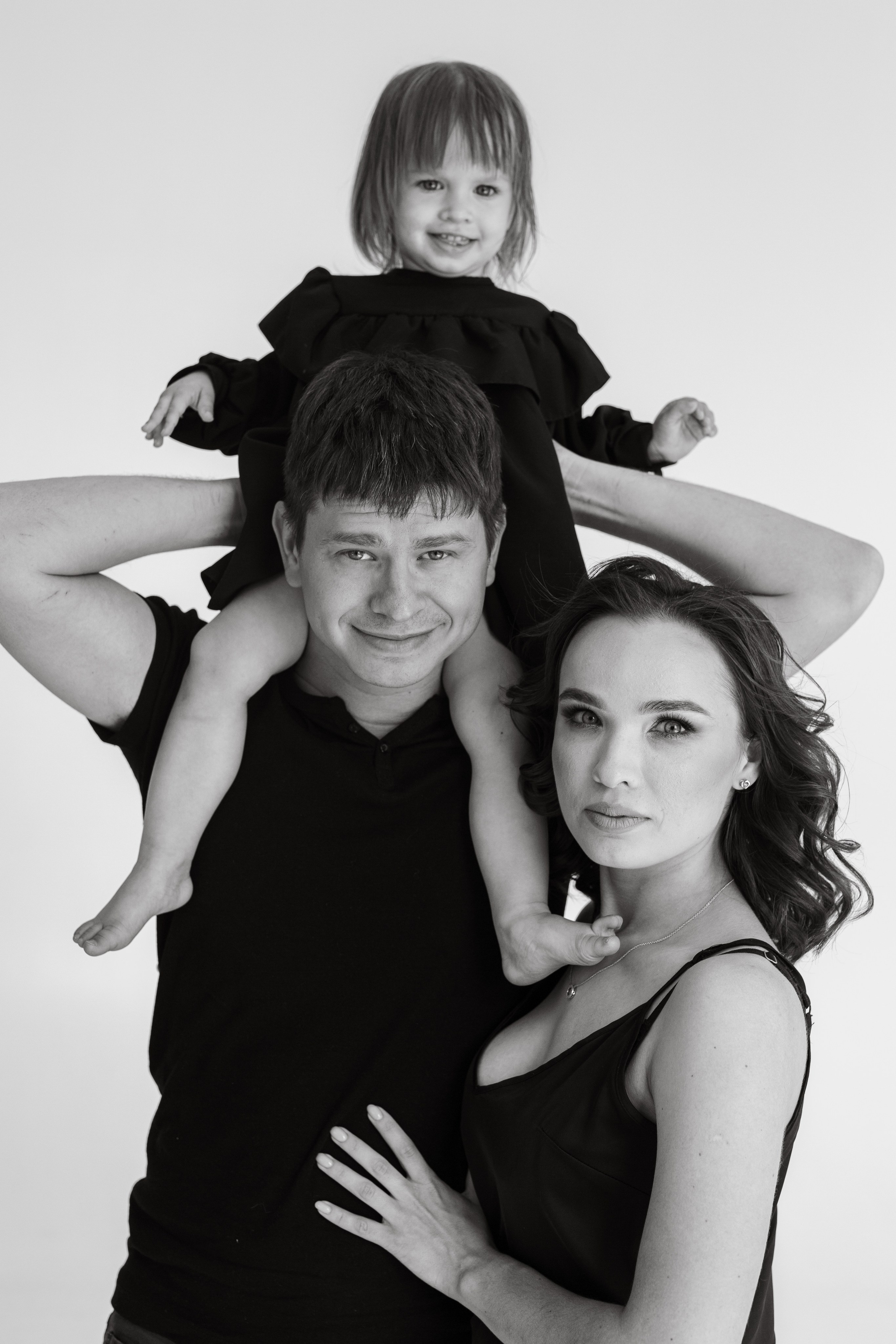 Family in Black. Индивидуальные и семейные съёмки в Уфа Маргарита Истомина
