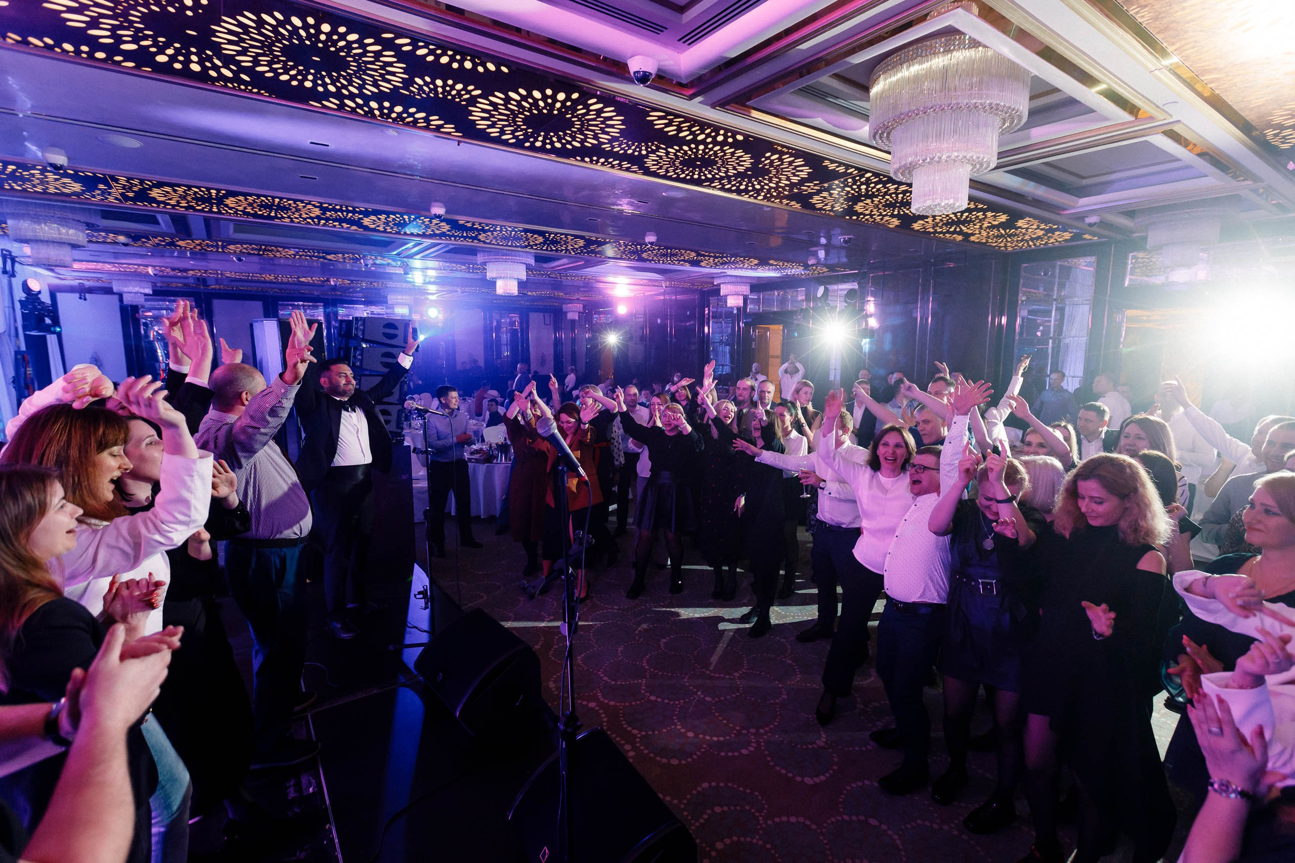 Гала-ужин в казино в Красной Поляне. Репортажный фотограф в Москве, Сочи и Санкт-Петербурге