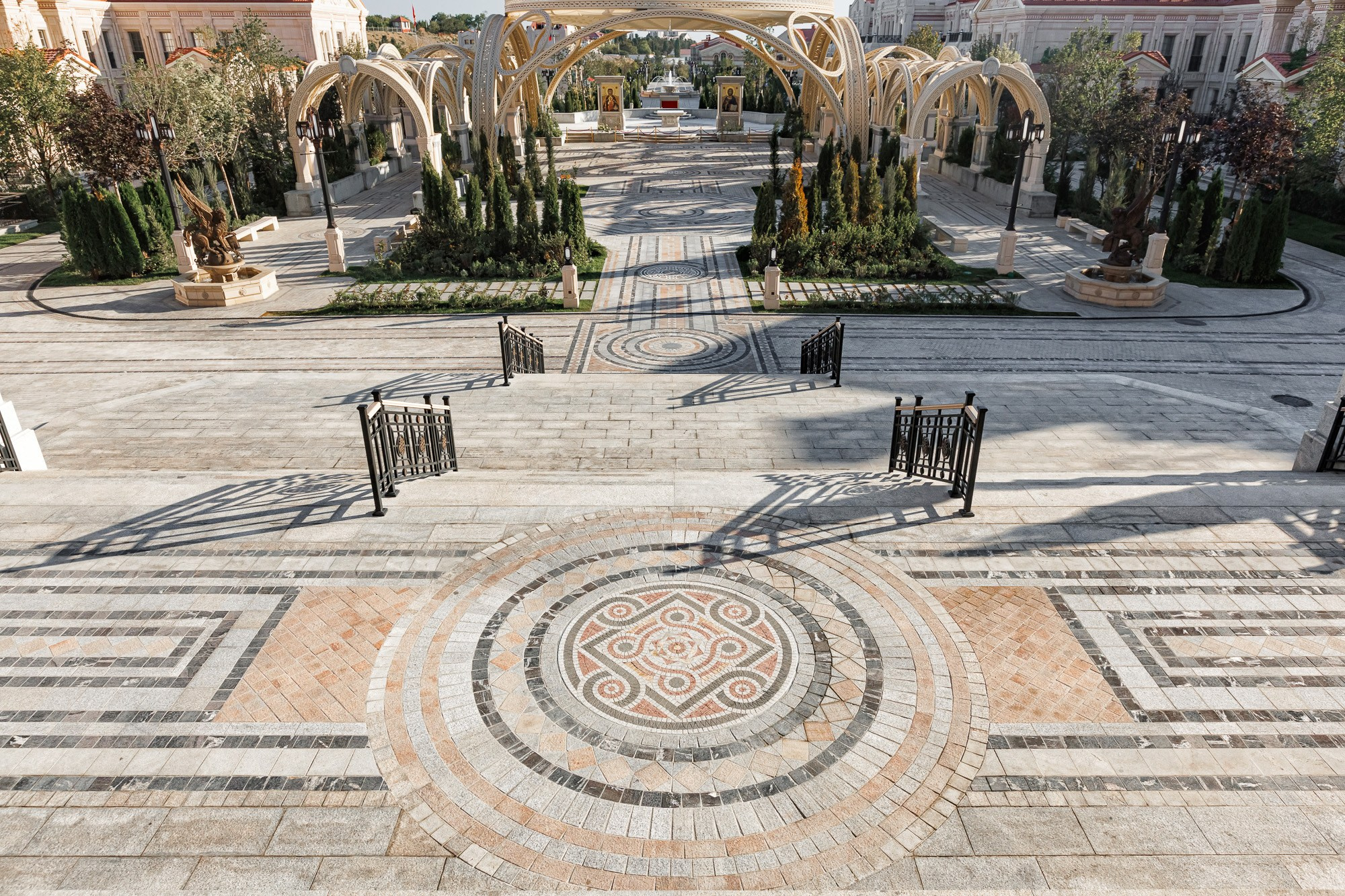 Новый Херсонес в Севастополе, гранитная облицовка Росгранит. Свадебный фотограф, фотосъемка в Крыму, Севастополе, Симферополе, Ялте