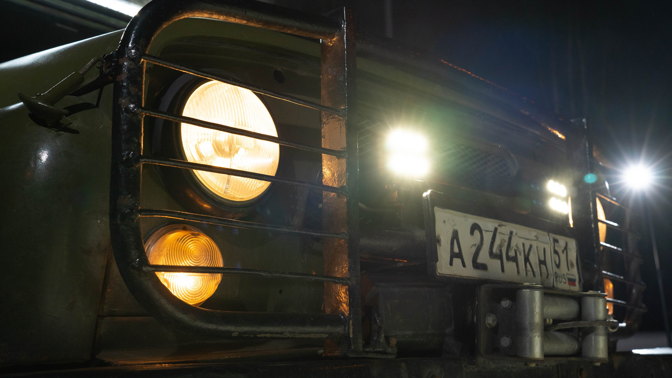 крупный план фар и освещения