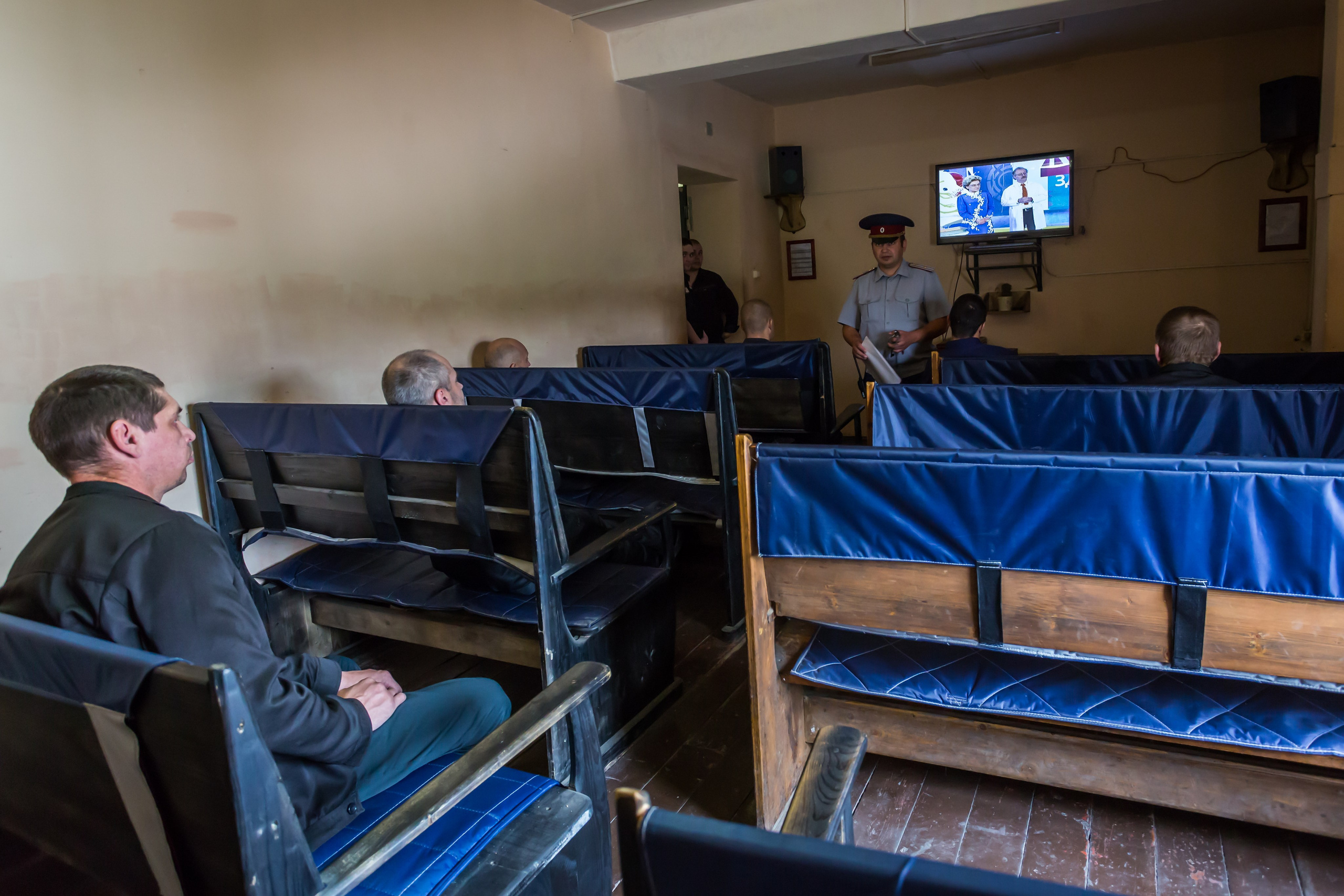 СВЯЗАННЫЕ ОДНОЙ ЗОНОЙ. Контакты