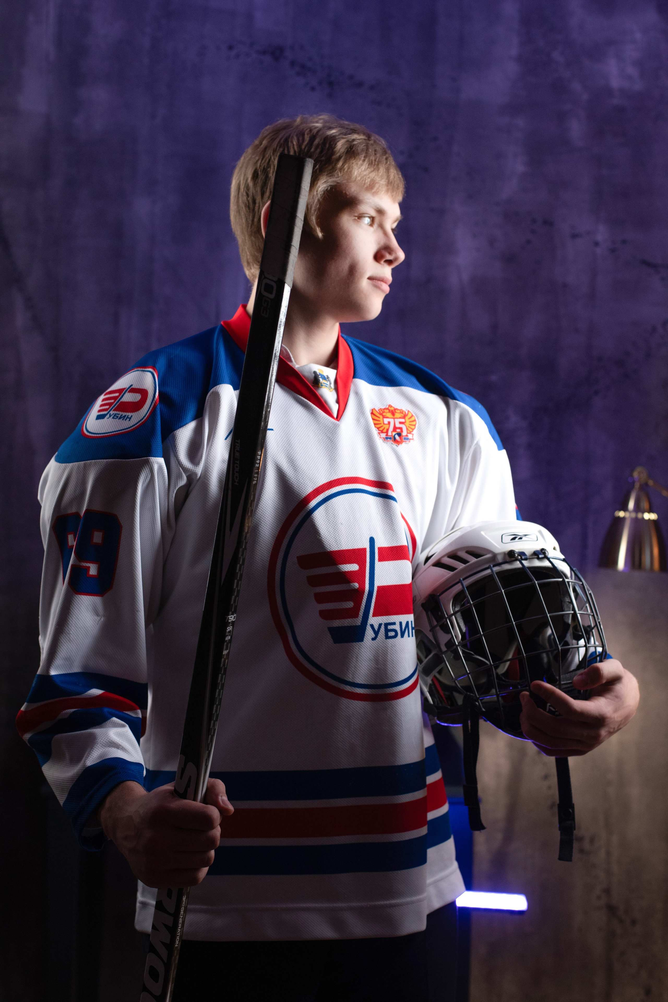 Выпускной альбом 9 и 11 класс «Гранж». Выпускные альбомы в Тюмени для школ, садов, вузов спортивных секций