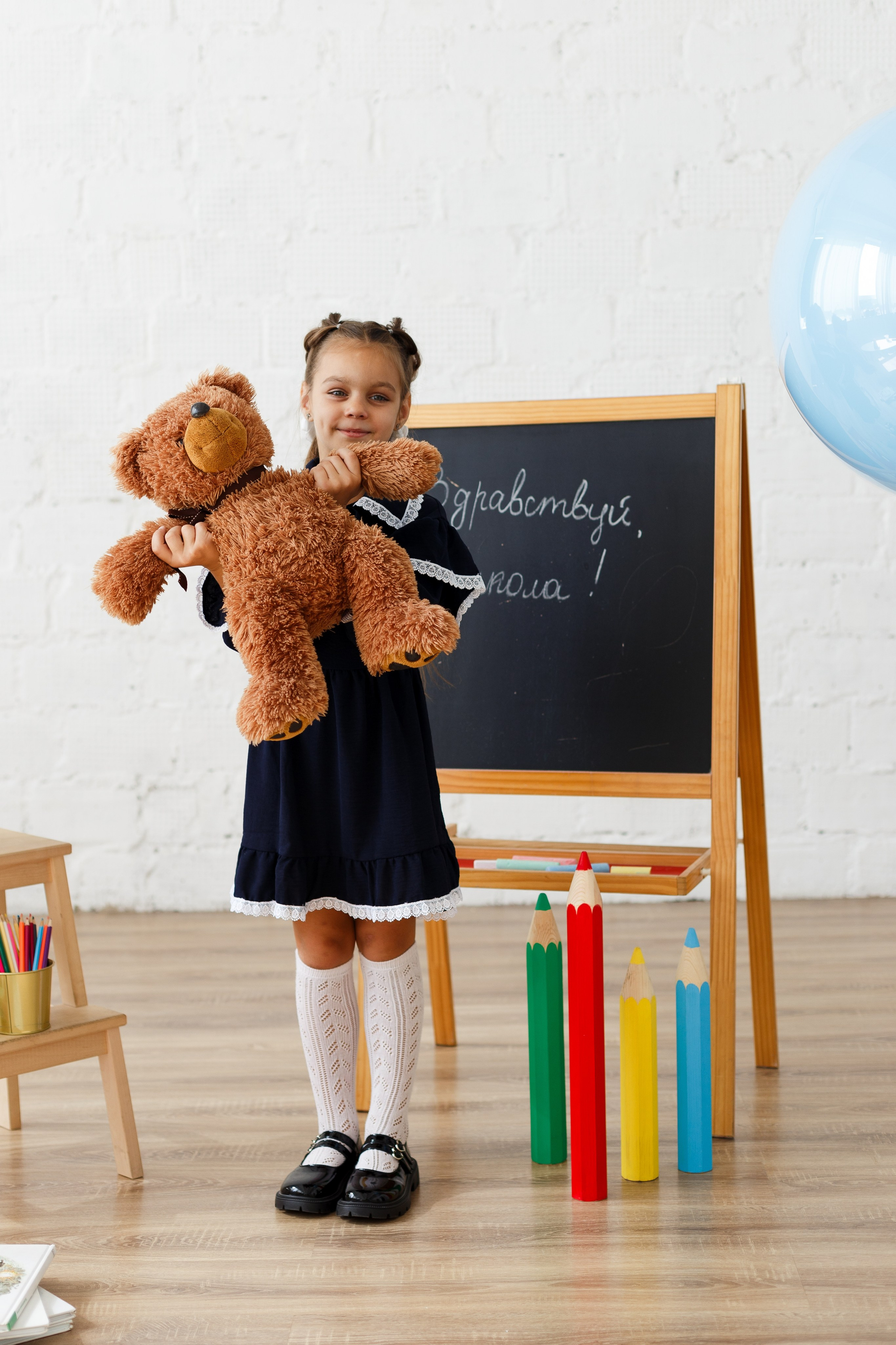 Школьная фотосессия к 1 сентября в студии