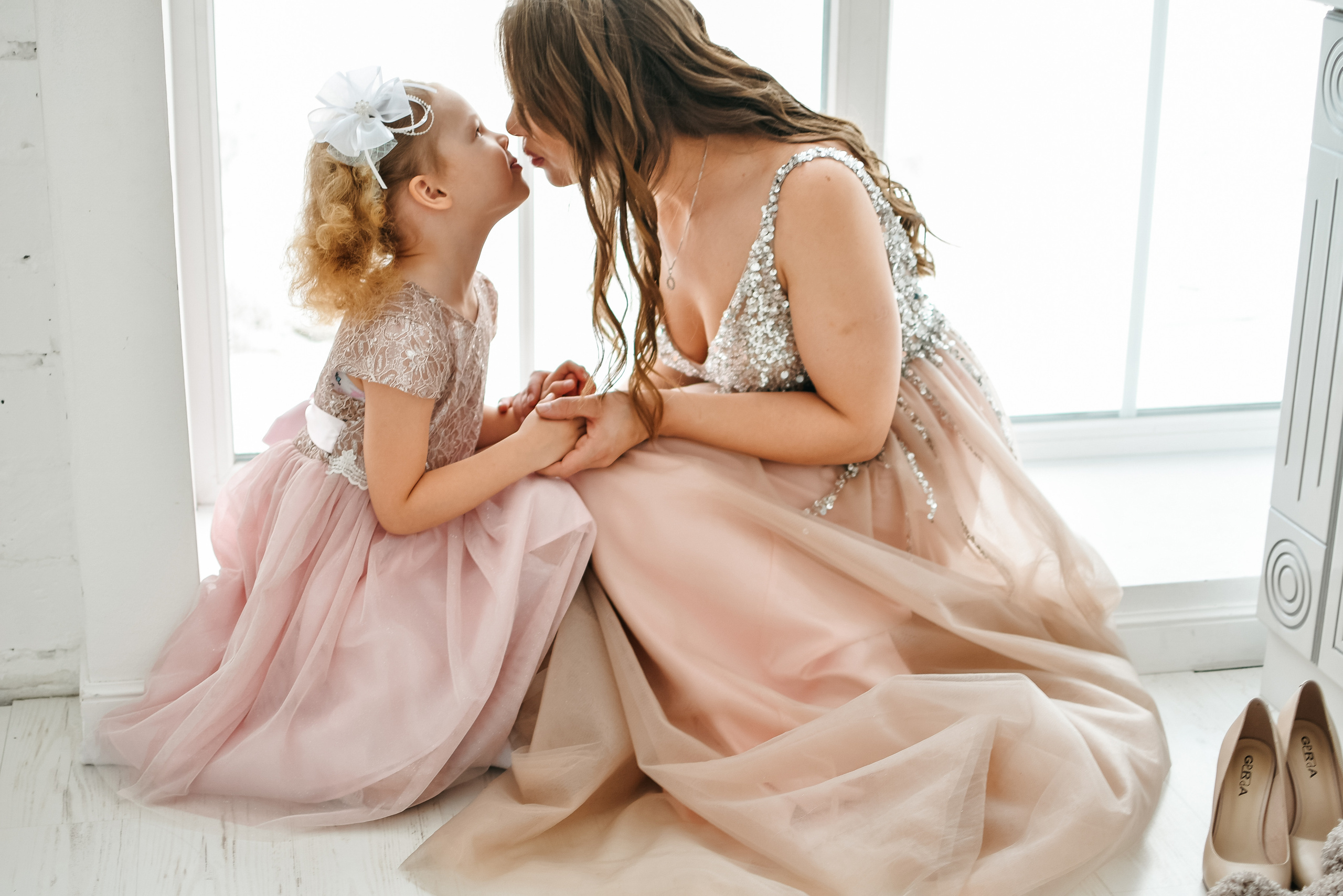 M O M E N T O. Photokarish