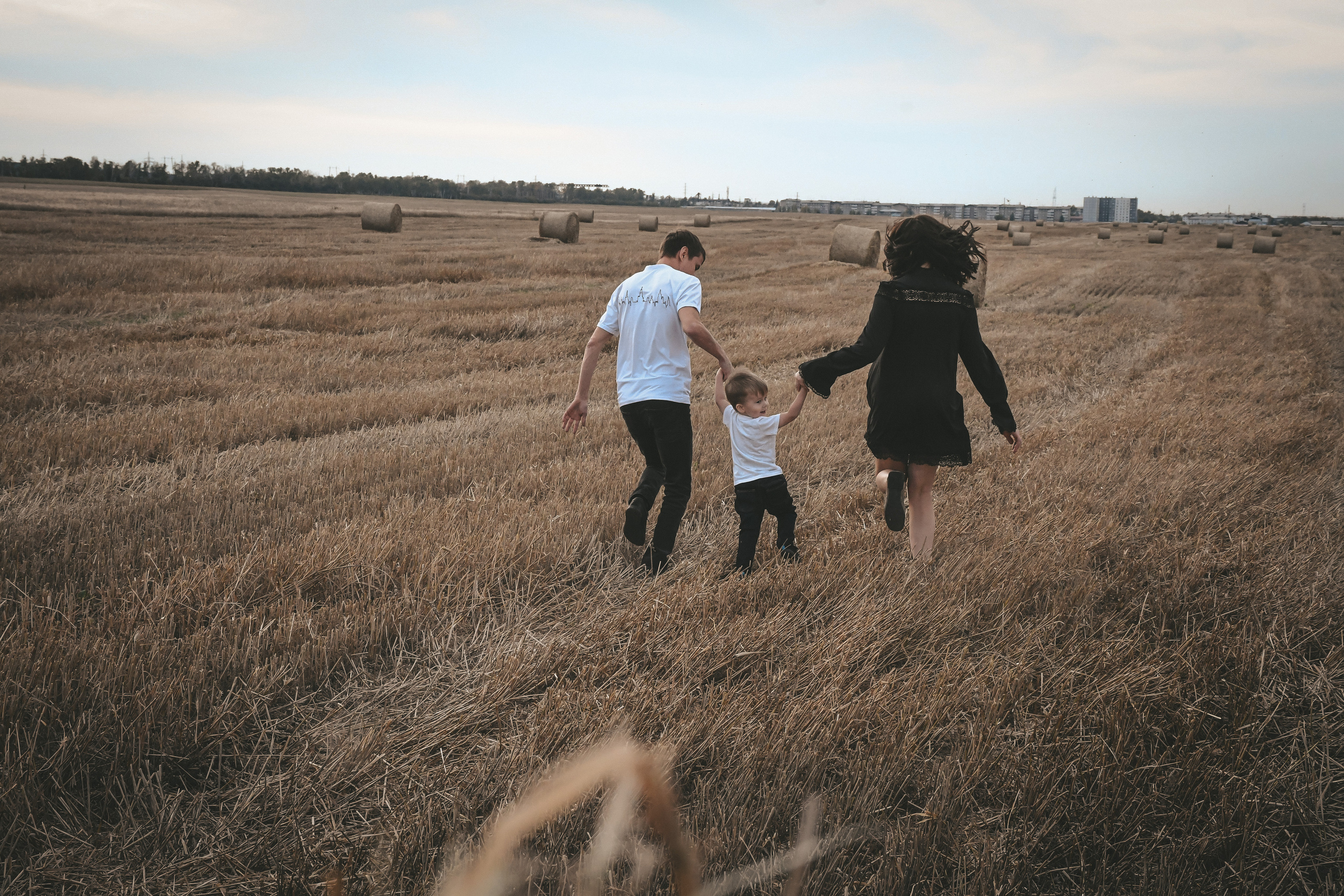 M O M E N T O. Photokarish