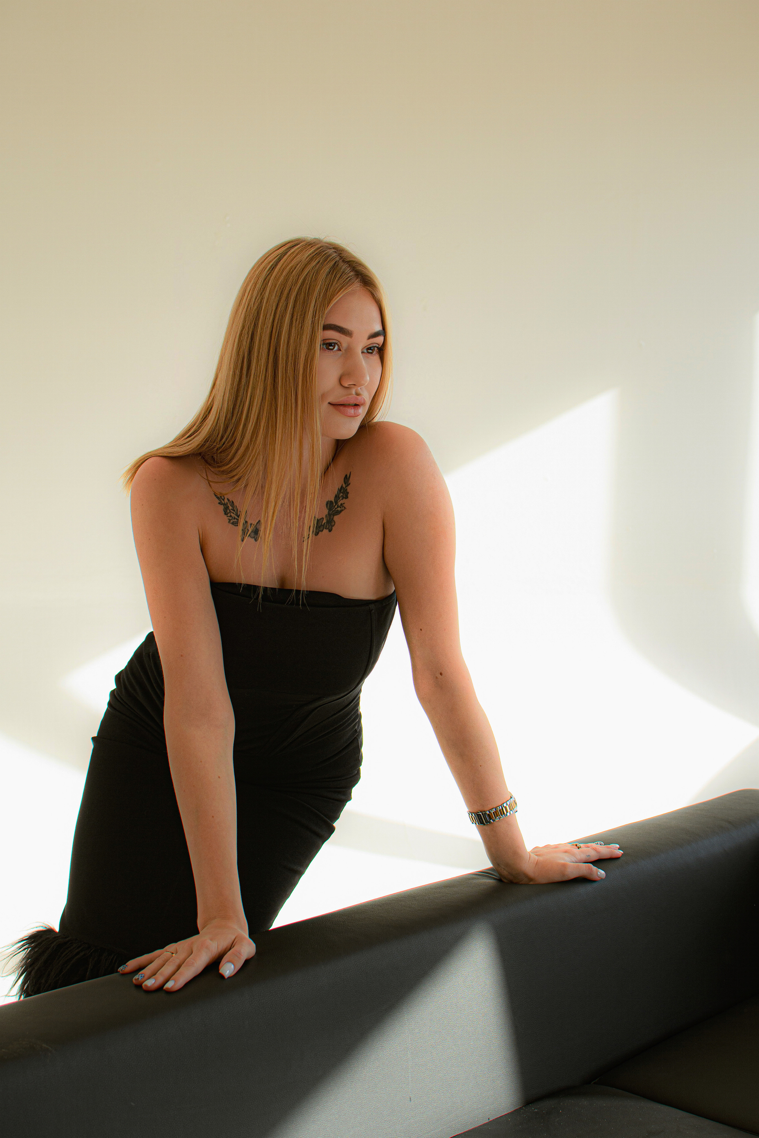 M O M E N T O. Photokarish