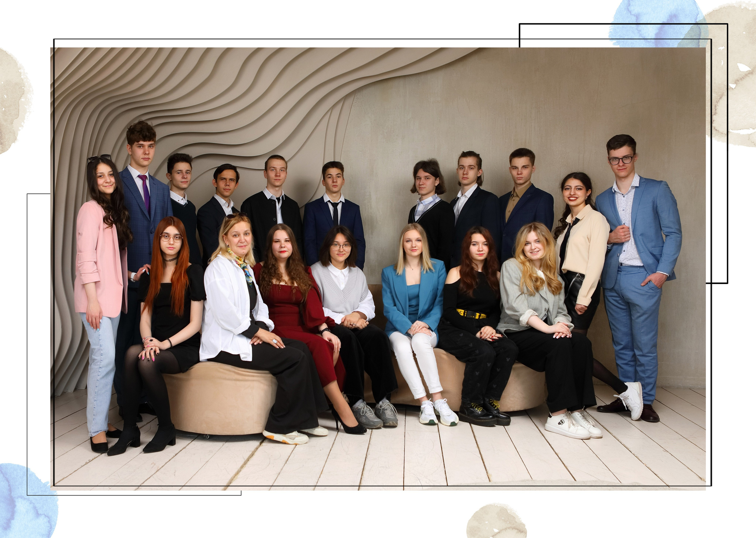 Съемка старшеклассников в студии для выпускного альбома в Москве. Кросс студия, зал Эклипс.