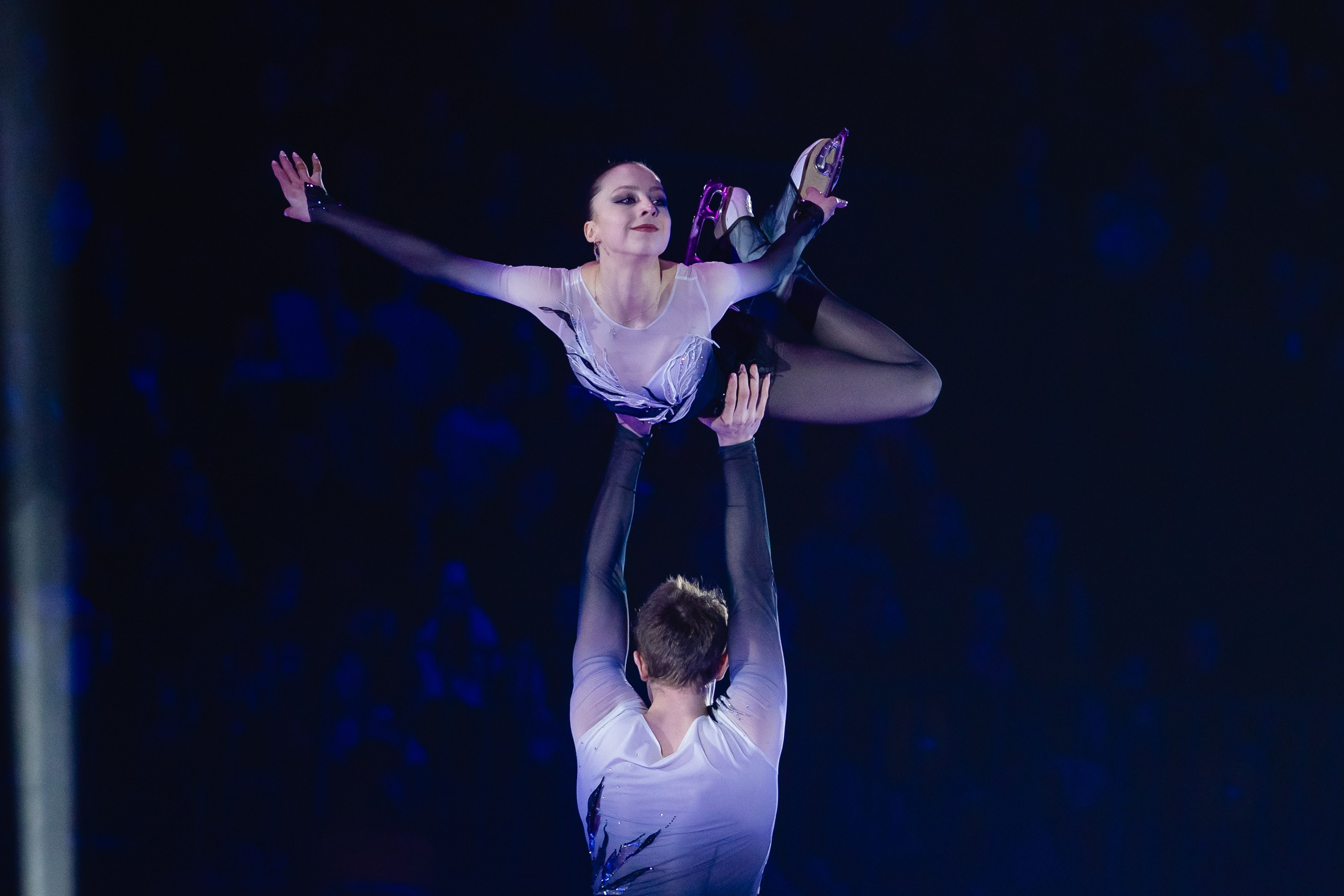 Шоу «Чемпионы на льду» в Новосибирске. Воробьева Ксения — Спортивный и танцевальный фотограф Новосибирск